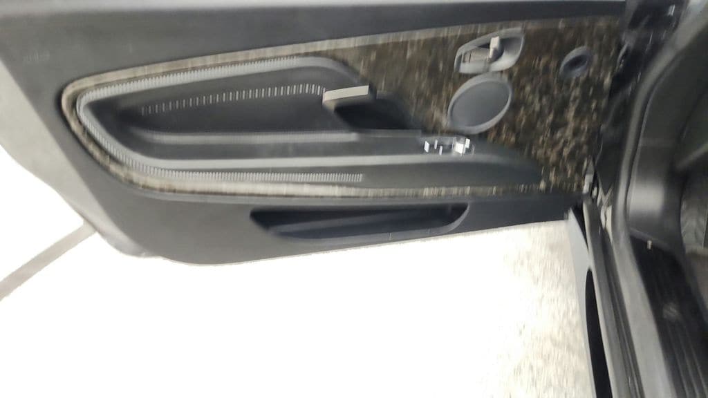 2019 Aston Martin DB11 27