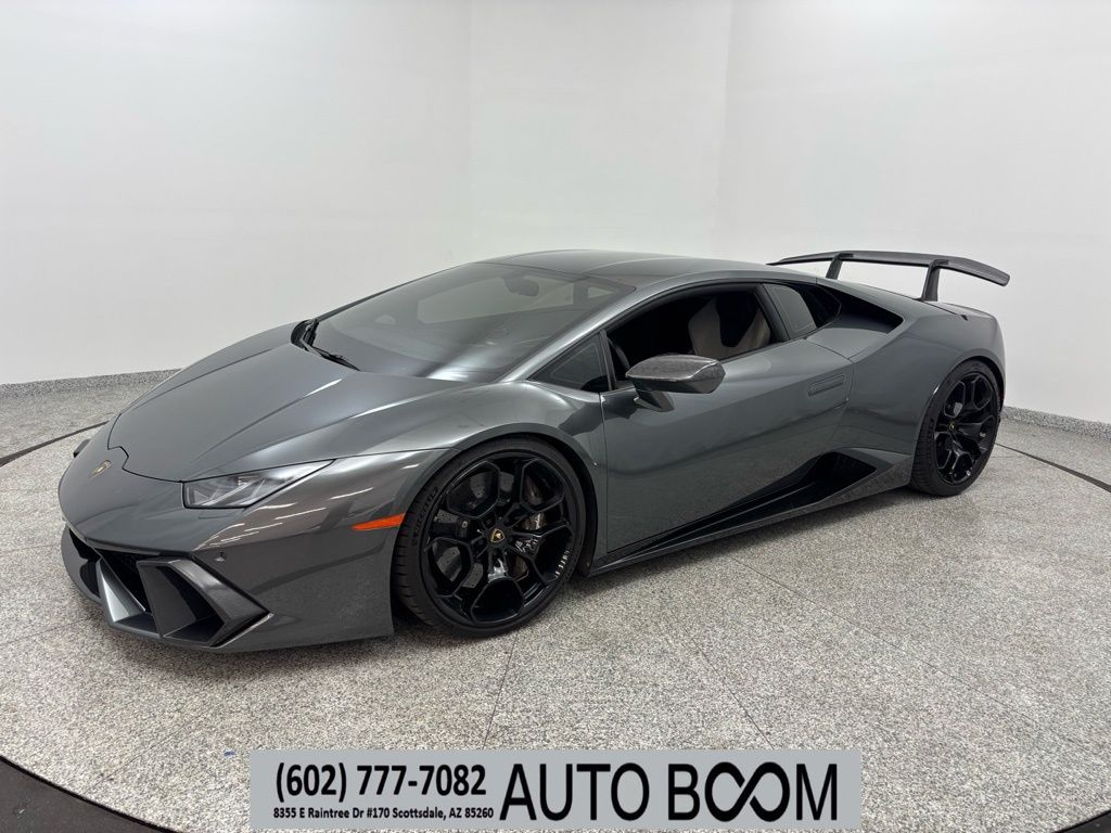 2015 Lamborghini Huracan LP 610-4's photo