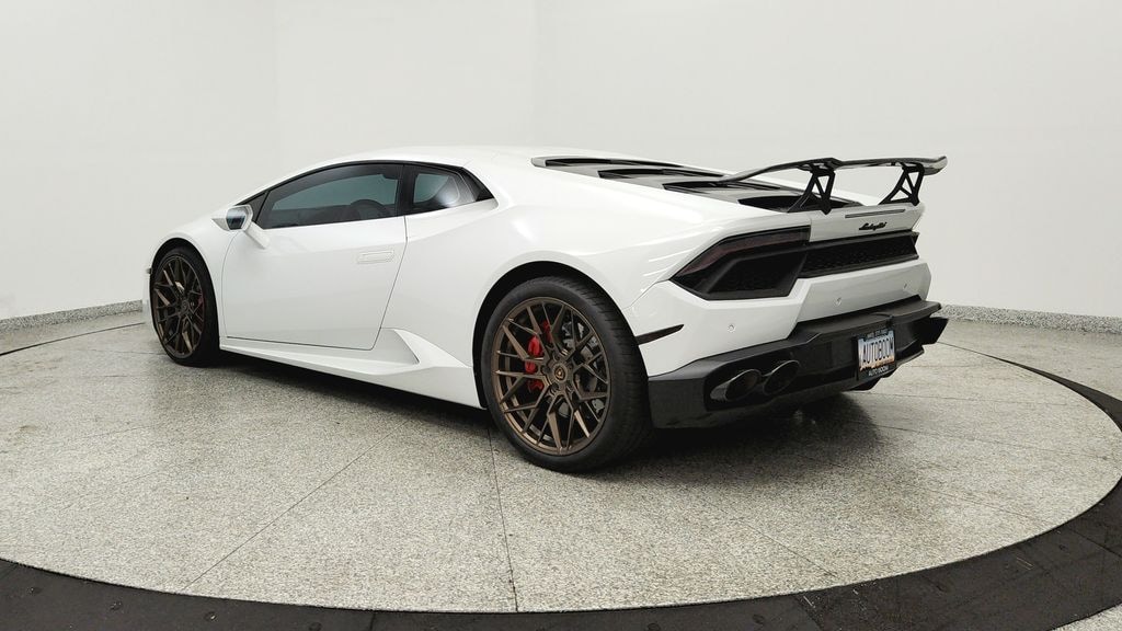 Used 2019 Lamborghini Huracan LP580-2 Coupe