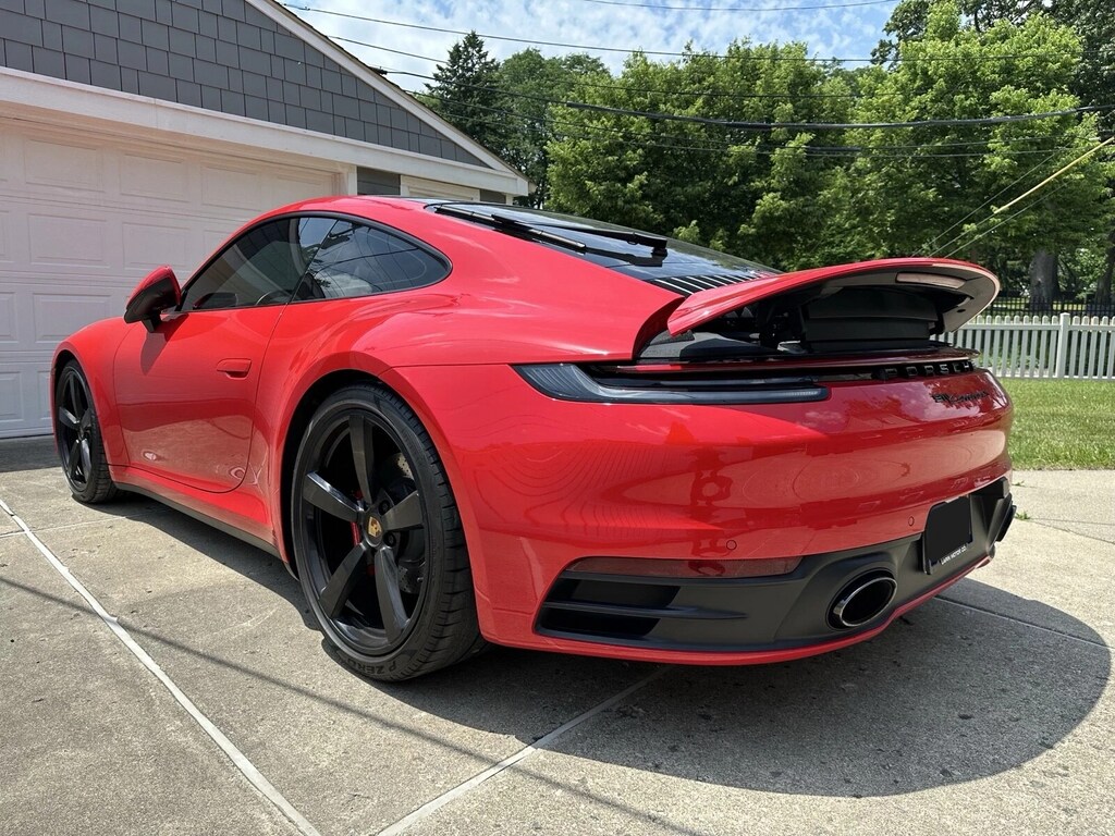 2021 Porsche 911 4S photo 2