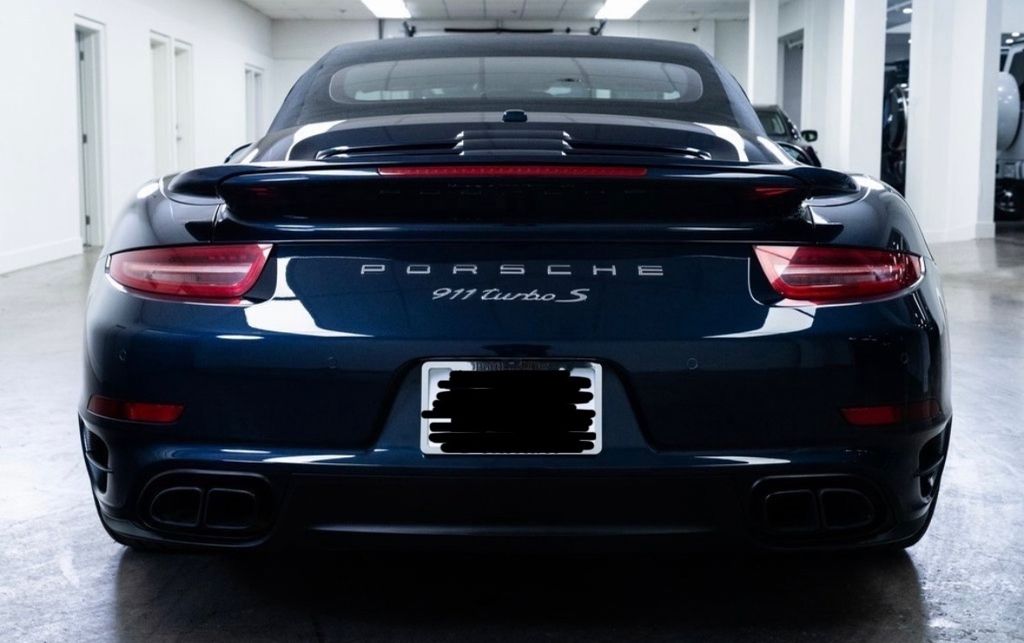 2015 Porsche 911 S Cabriolet photo 3