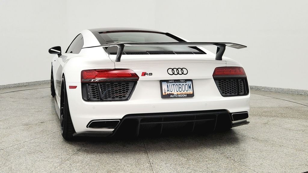 Used 2017 Audi R8 5.2 V10 Coupe