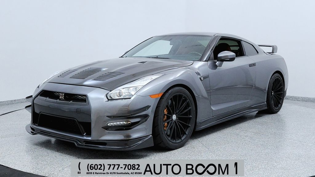 2015 Nissan GT-R