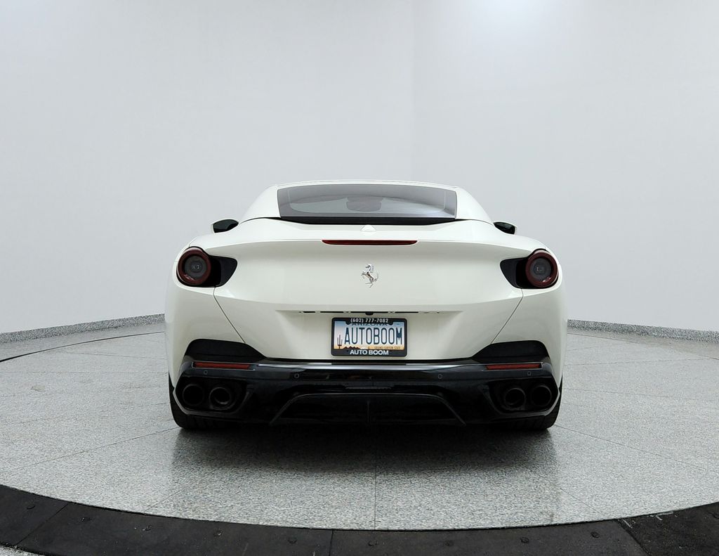 2020 Ferrari Portofino Base photo 4