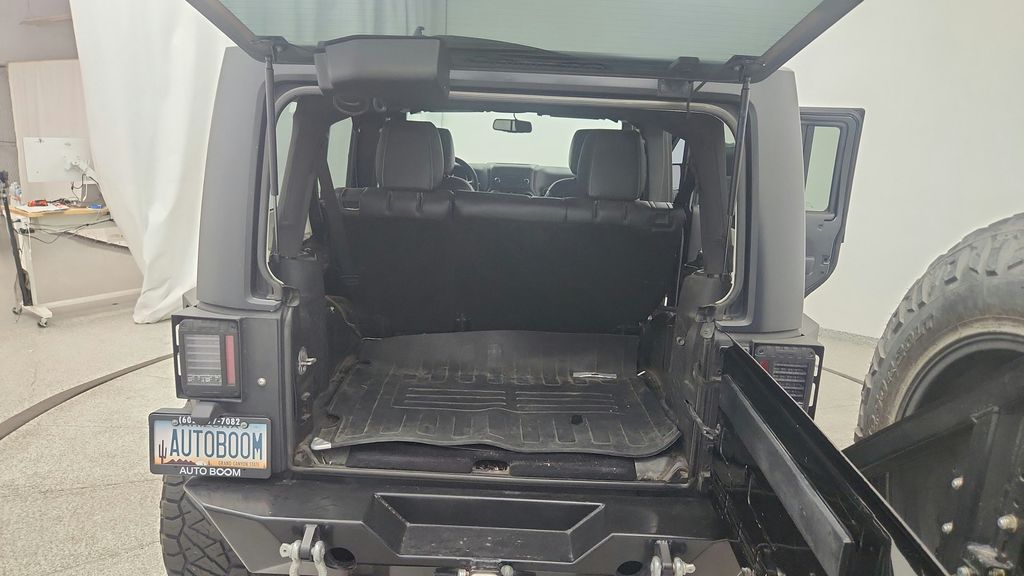 2017 Jeep Wrangler Unlimited Sport S - Photo 45