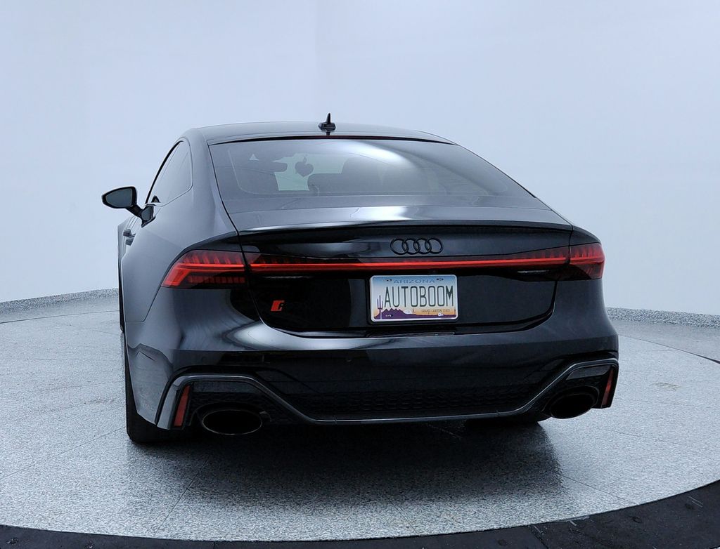 2021 Audi RS 7 photo 4