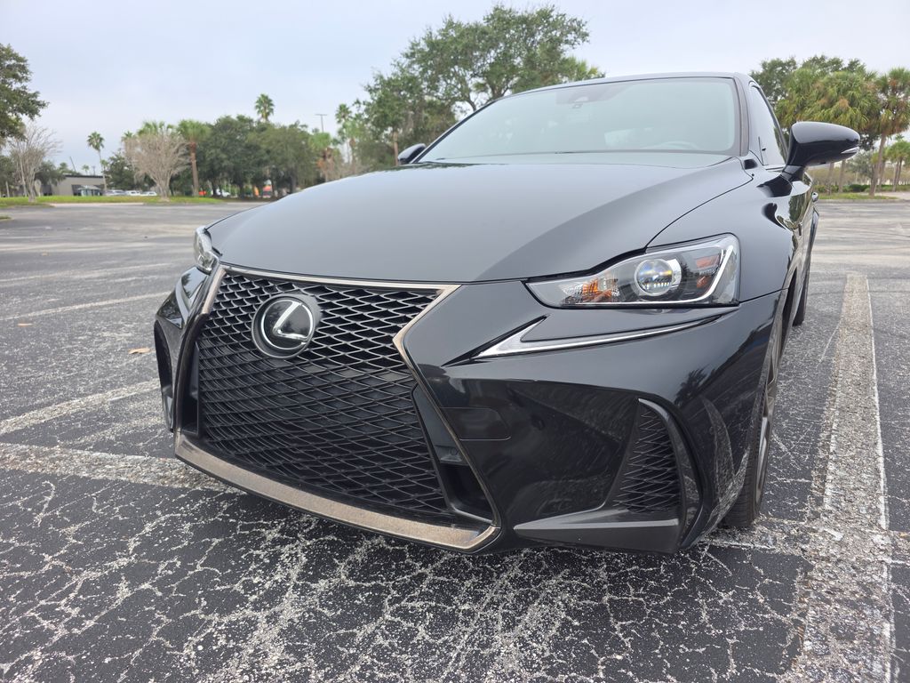 2019 Lexus IS 350 F SPORT photo 2