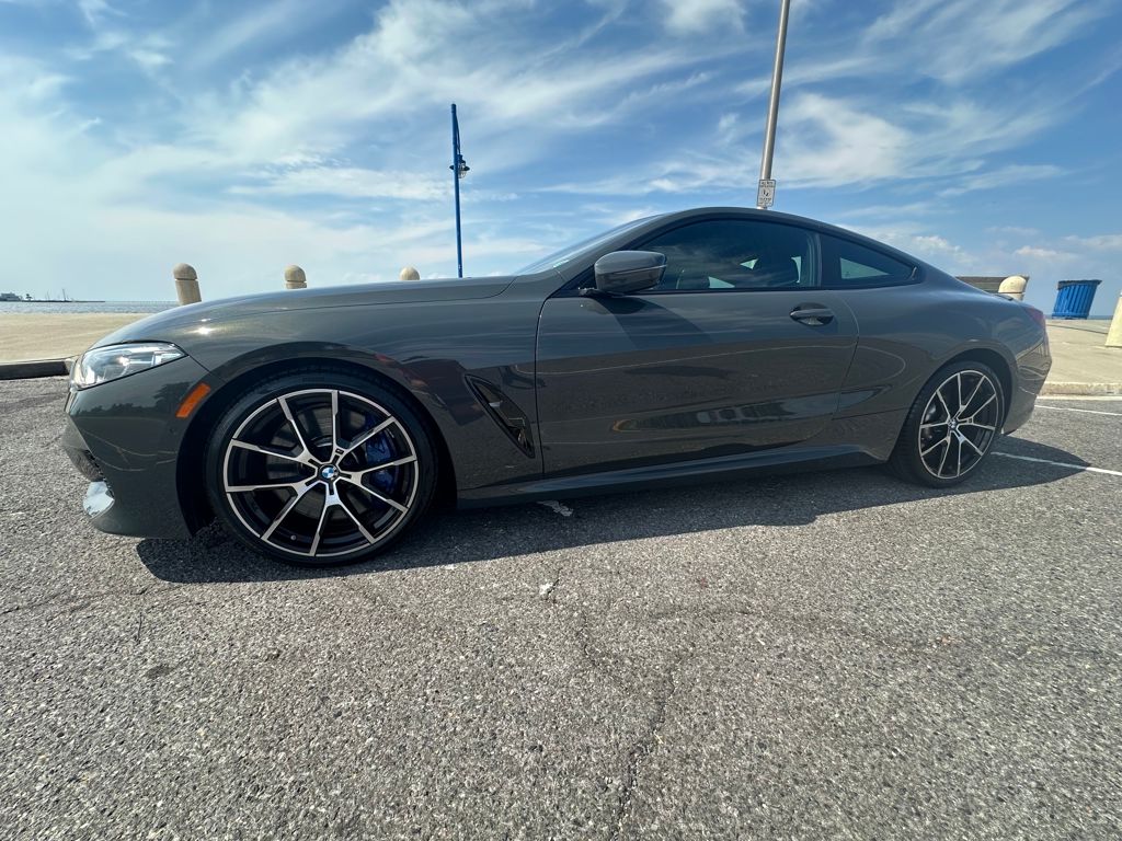 2021 Bmw M850i xDrive photo 2