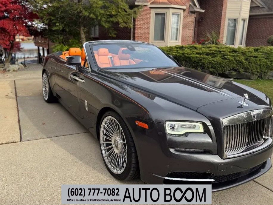 2016 Rolls-Royce Dawn Base