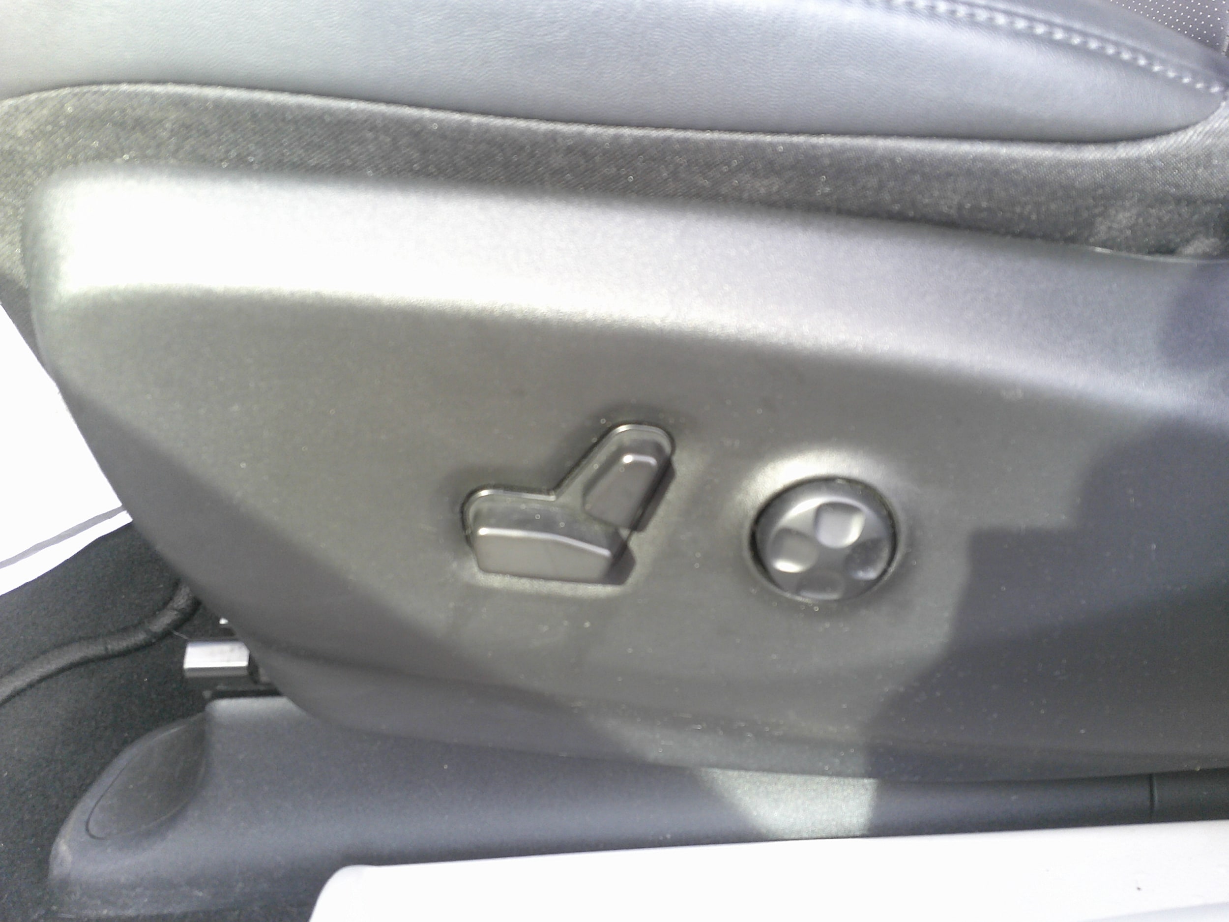 2024 Chrysler Pacifica Touring L - Photo 12