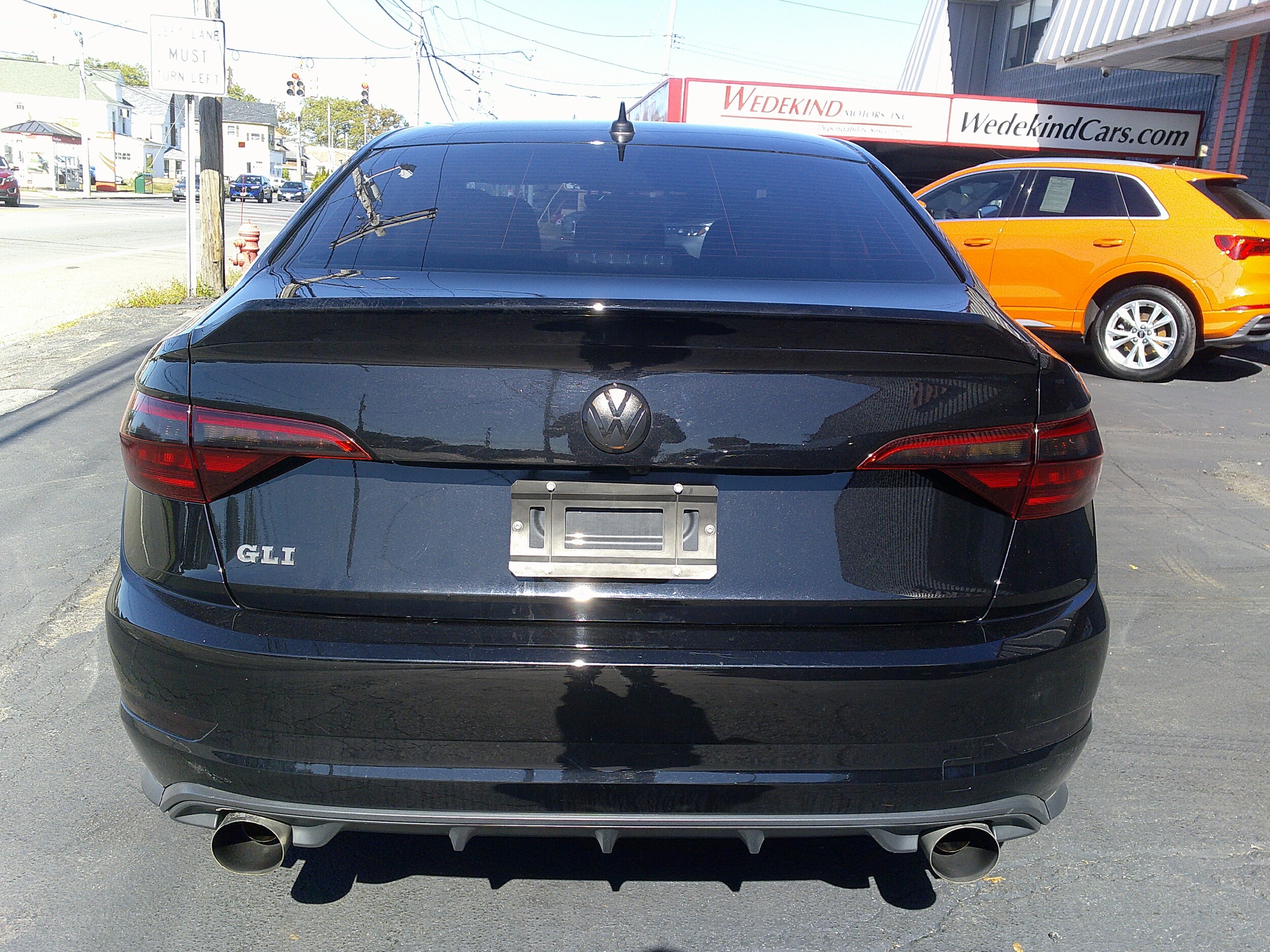2021 Volkswagen Jetta GLI 2.0T photo 3