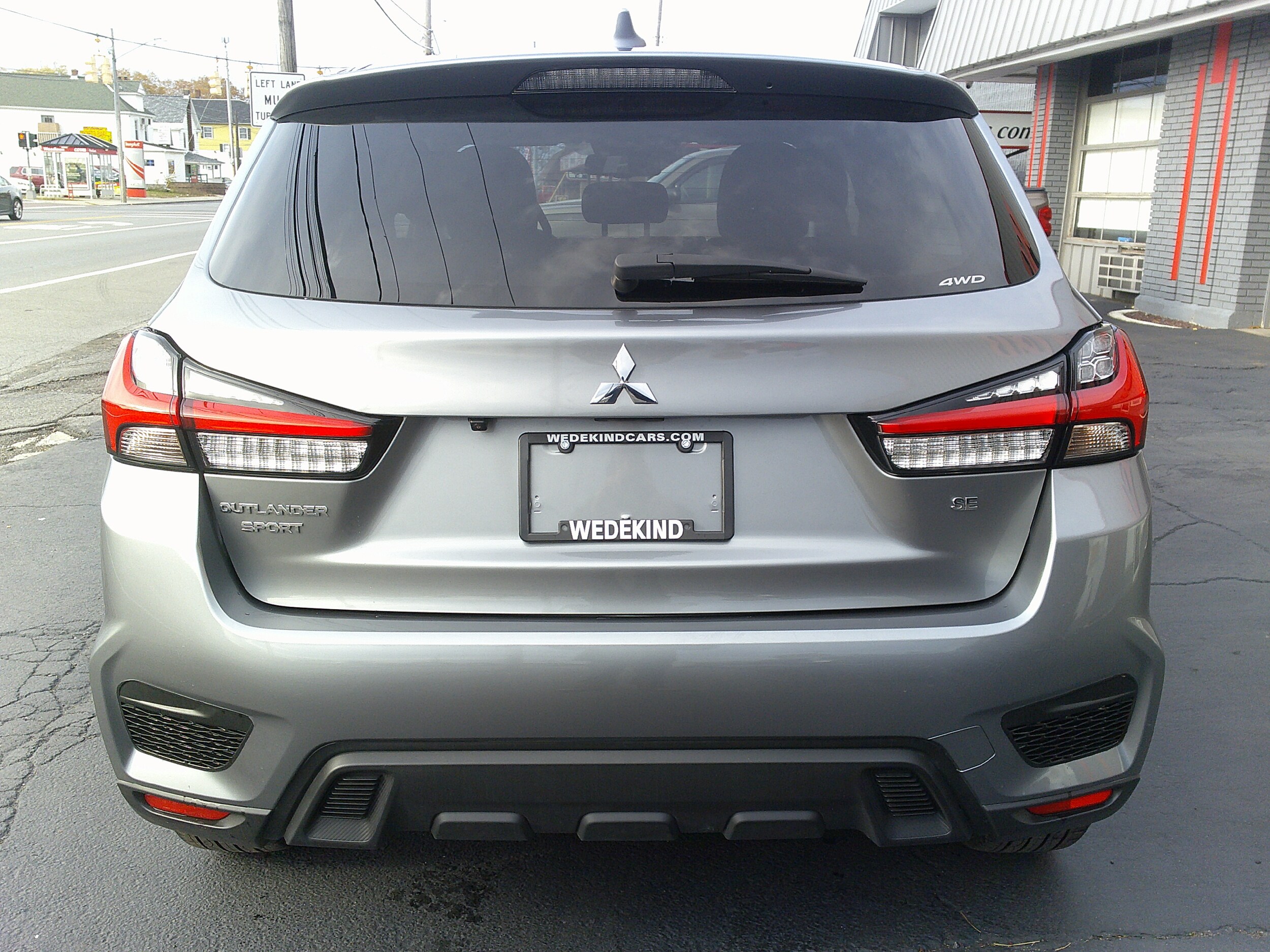 2024 Mitsubishi Outlander Sport ES LE SE photo 3