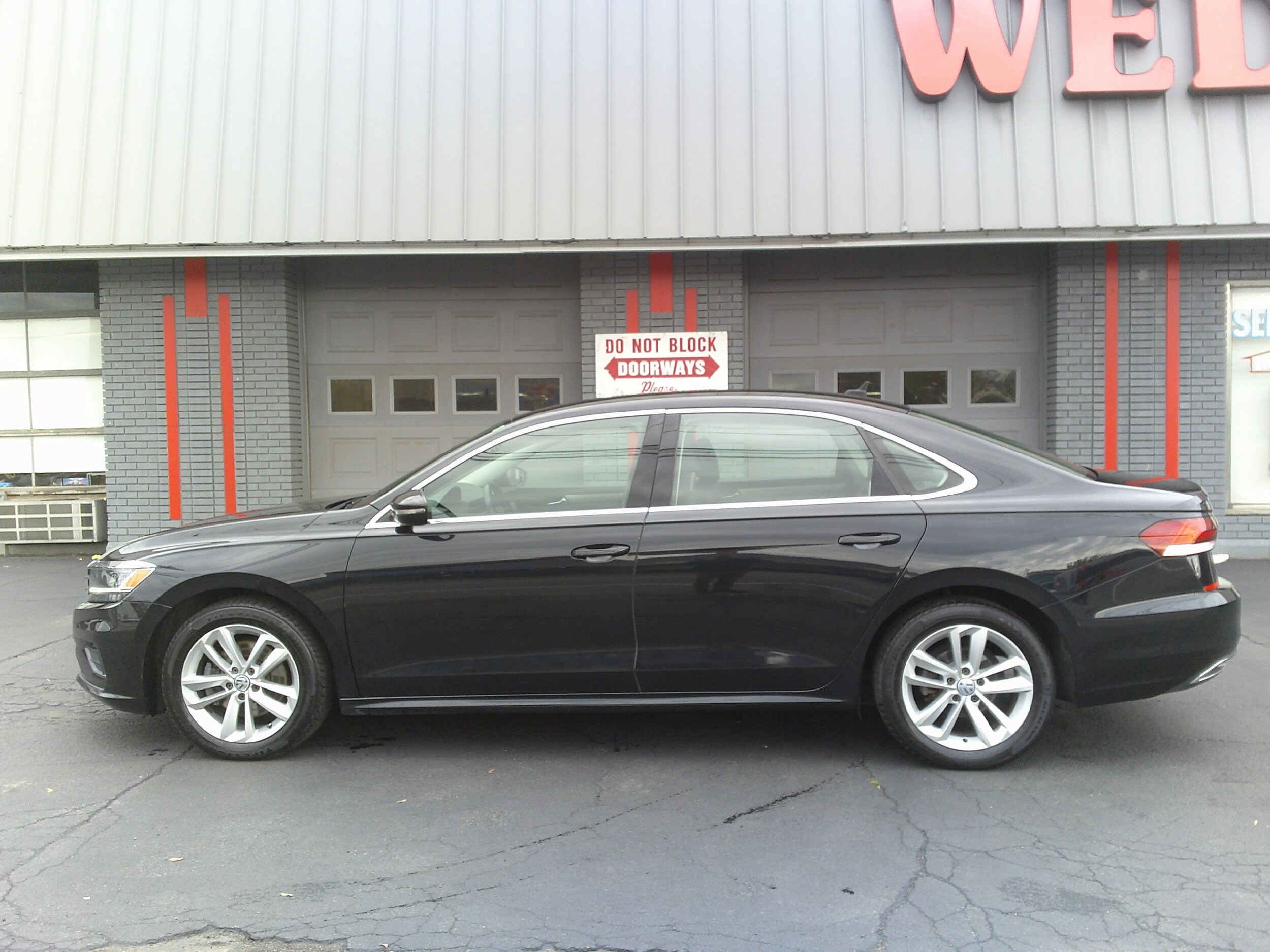 2020 Volkswagen Passat 2.0T SE photo 4