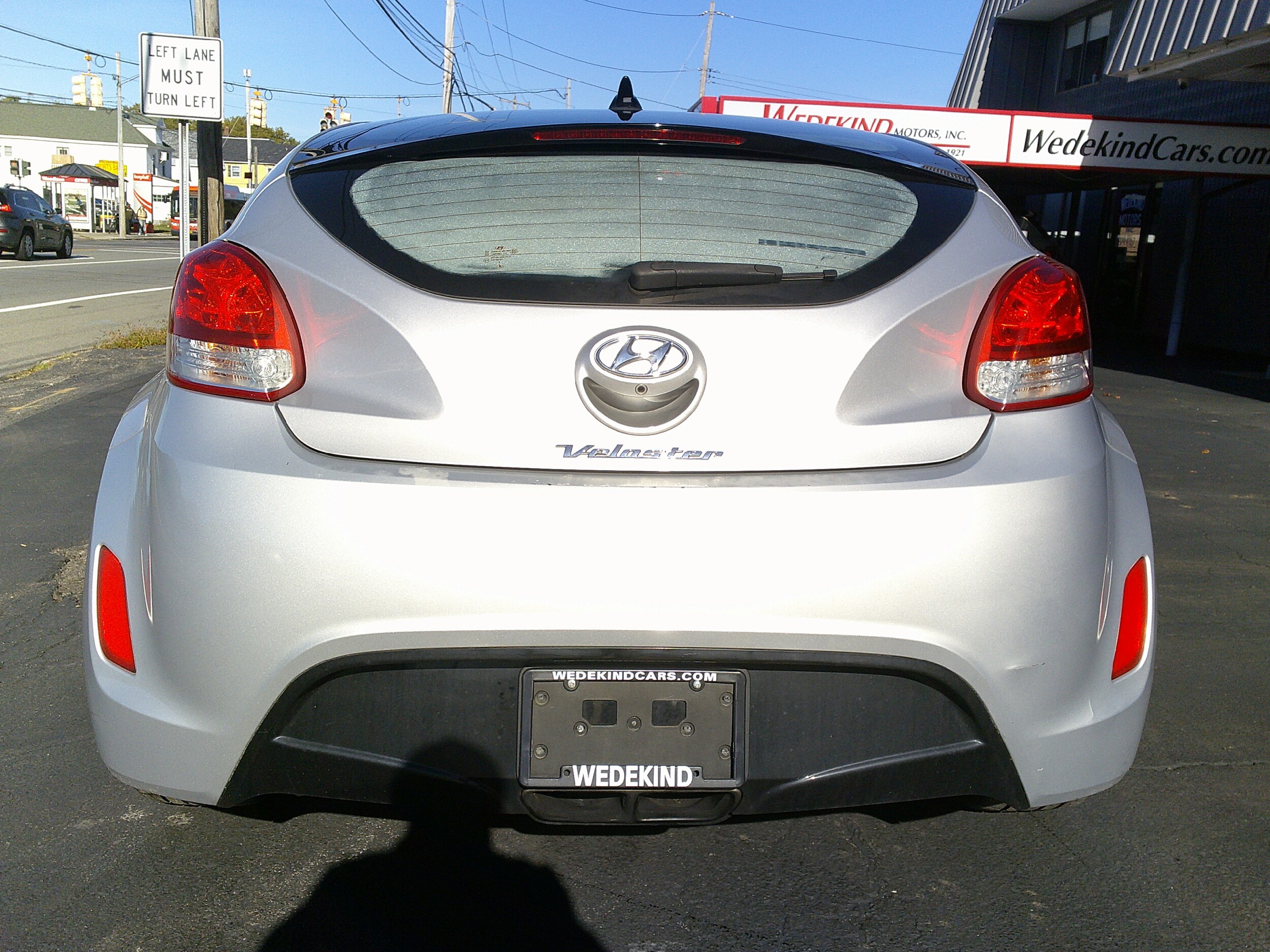 2017 Hyundai Veloster Value Edition photo 4