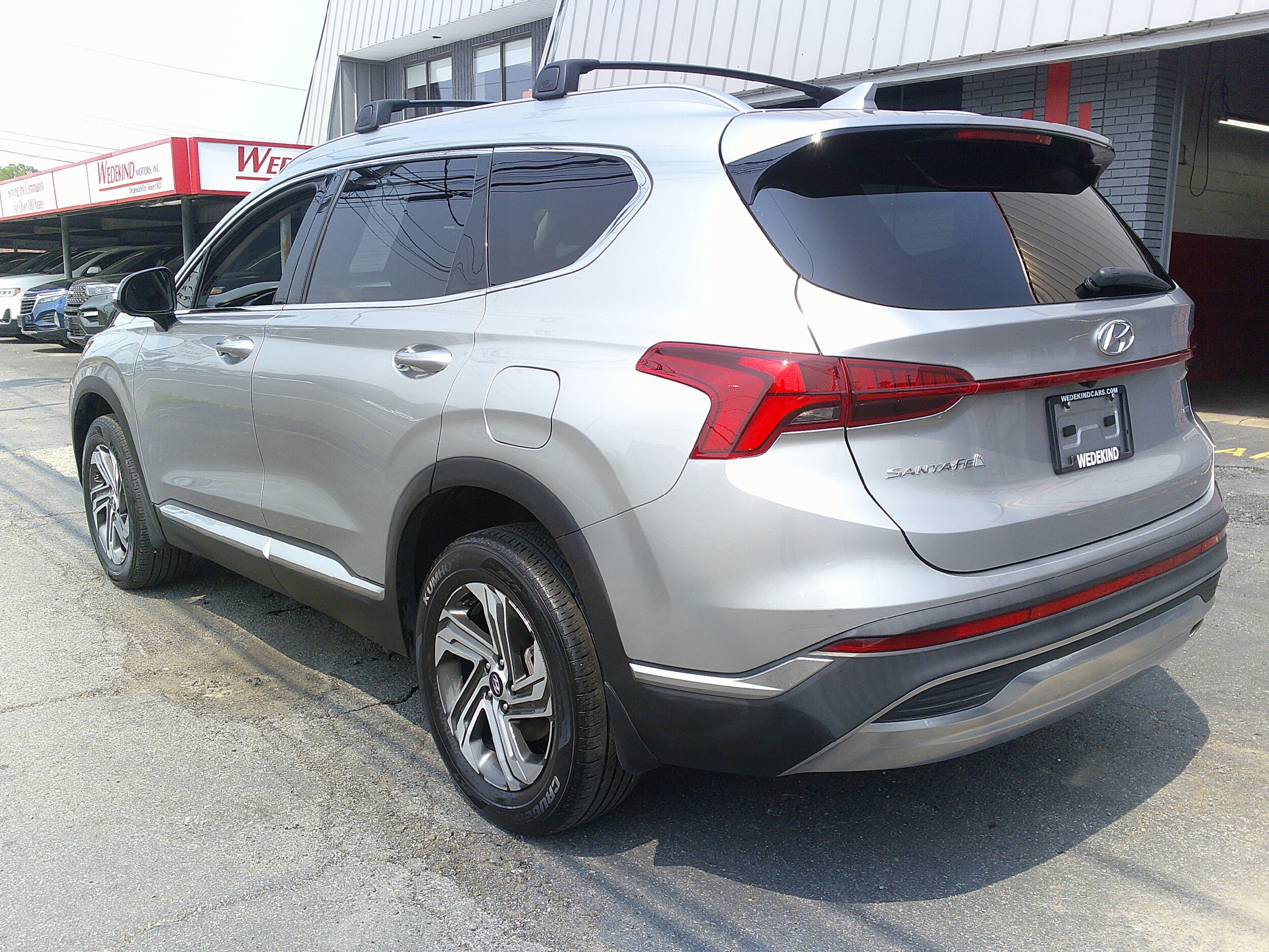 2022 Hyundai Santa Fe SEL Premium photo 3