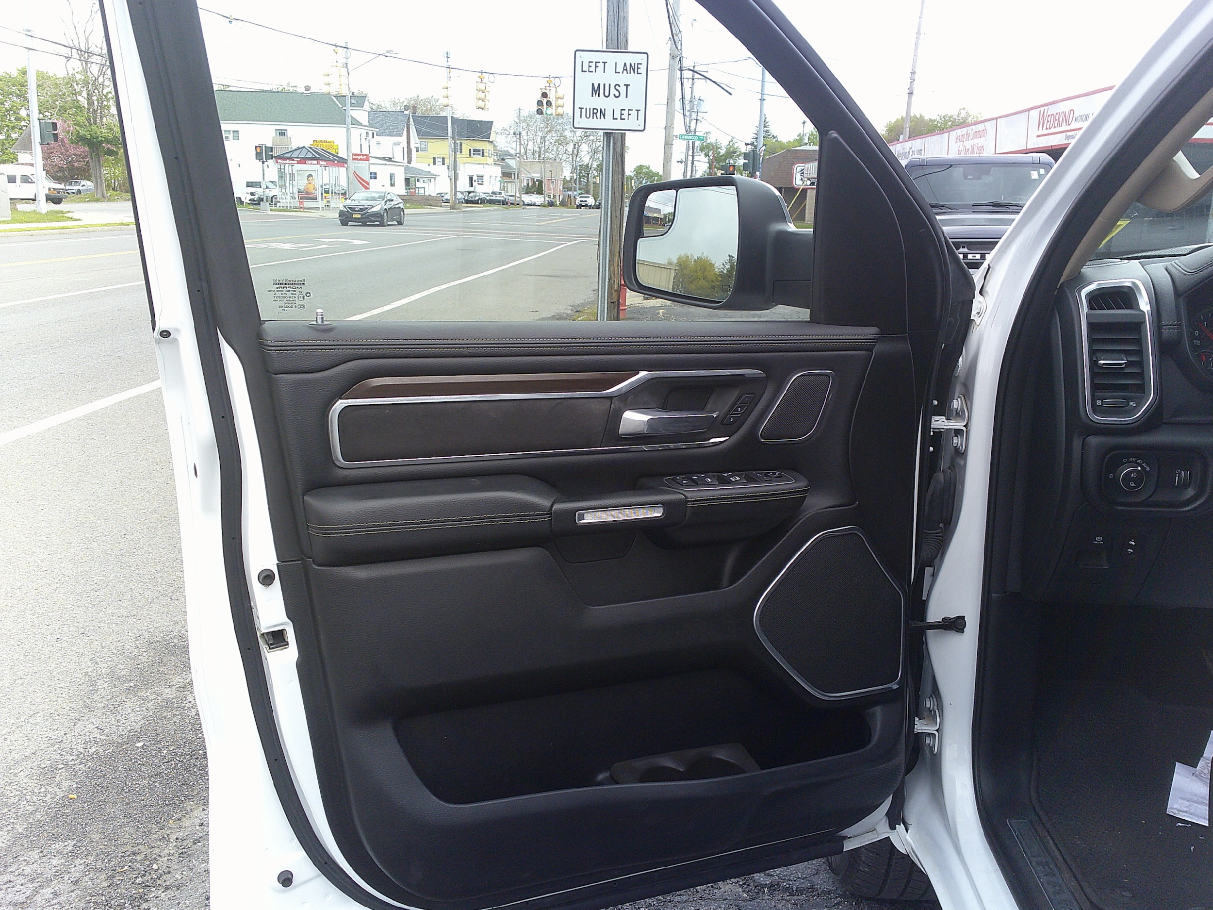 2021 RAM Ram 1500 Pickup Laramie - Photo 15