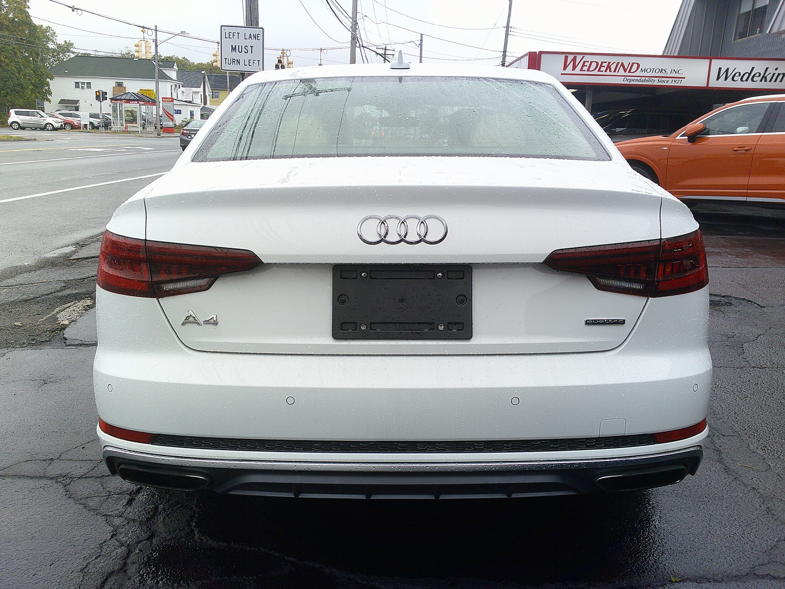2019 Audi A4 Quattro Premium Plus photo 3