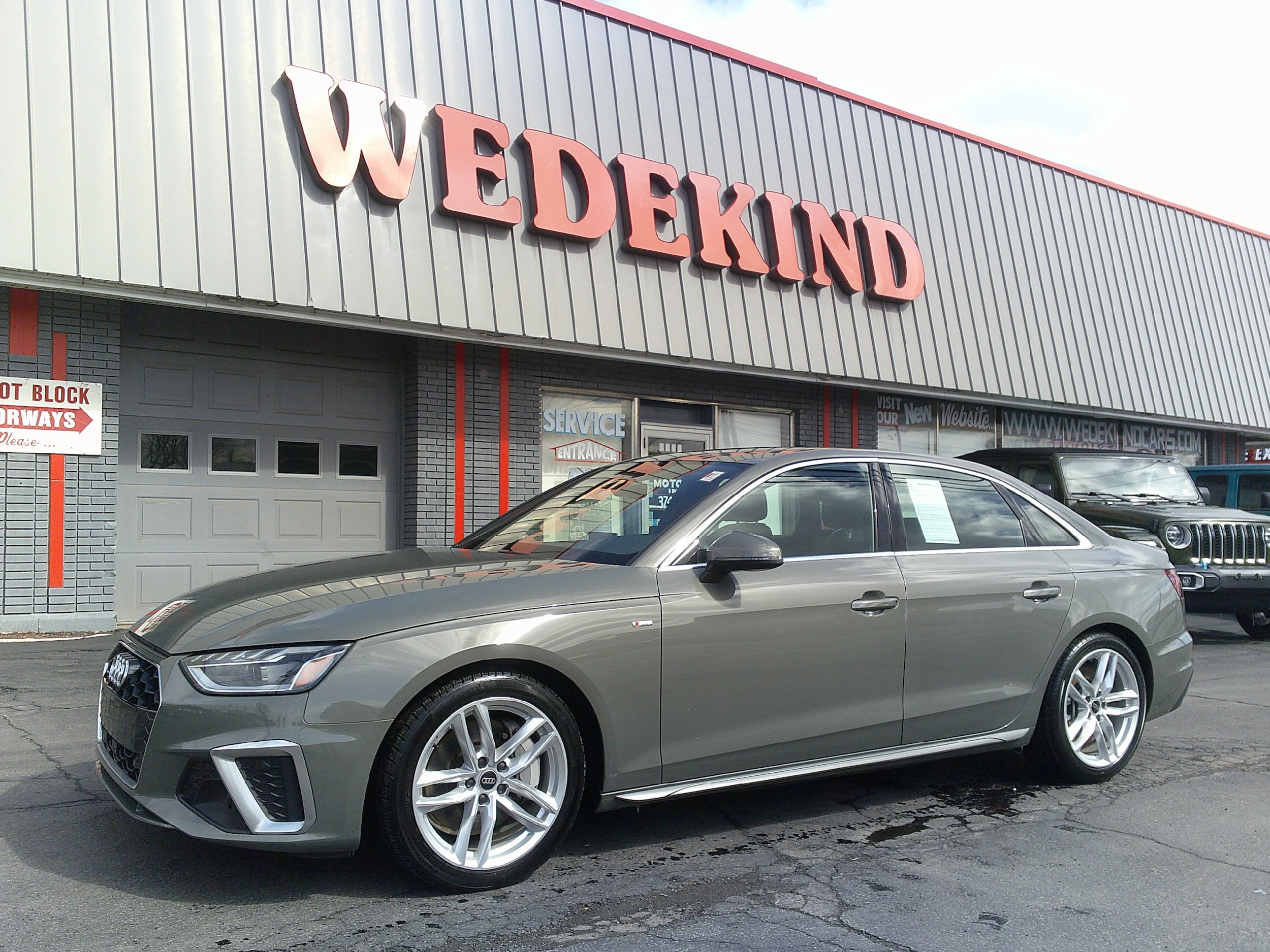 2023 Audi A4 45 TFSI Premium Plus quattro S tronic's photo