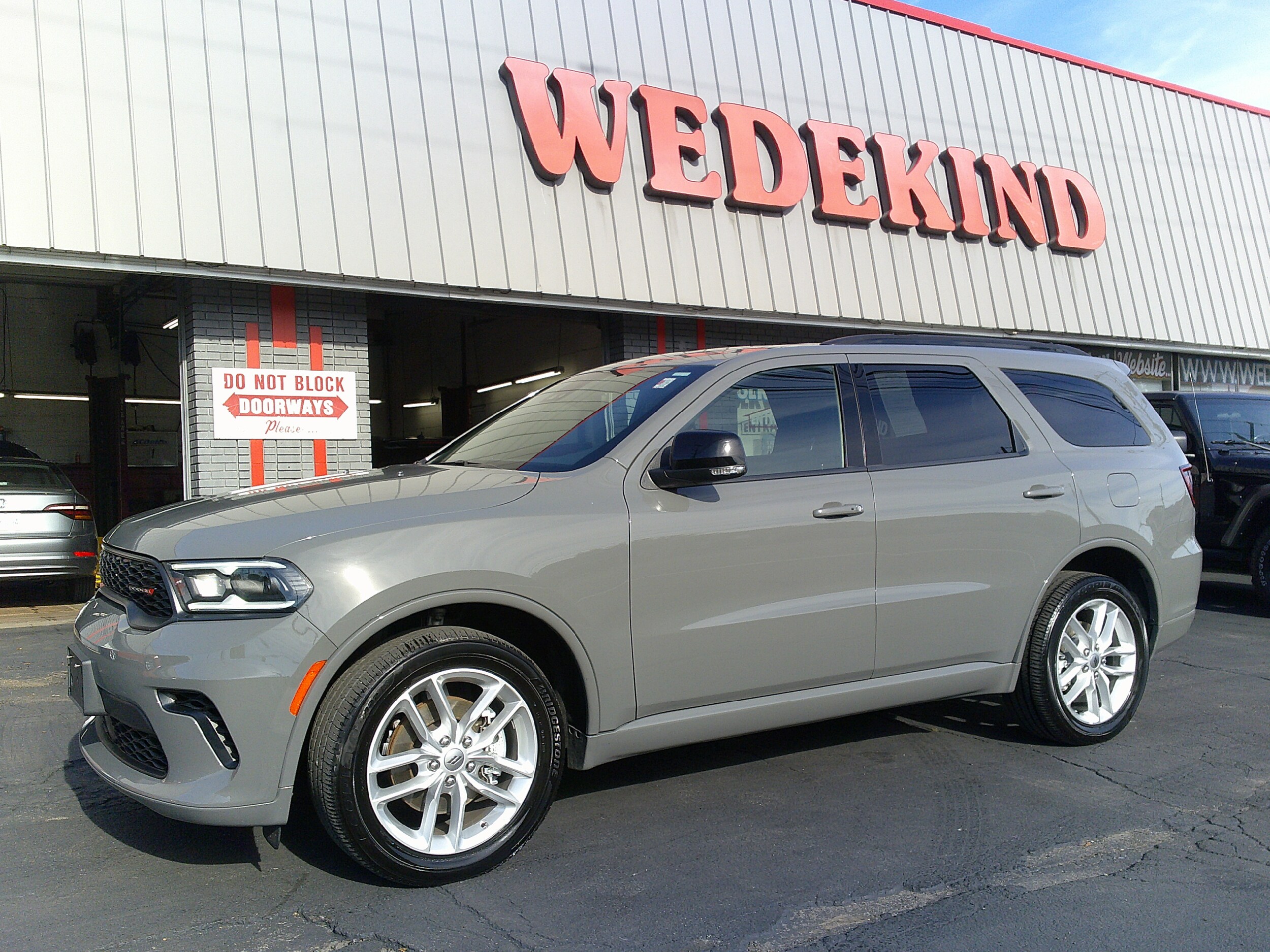 2024 Dodge Durango GT Plus photo 2