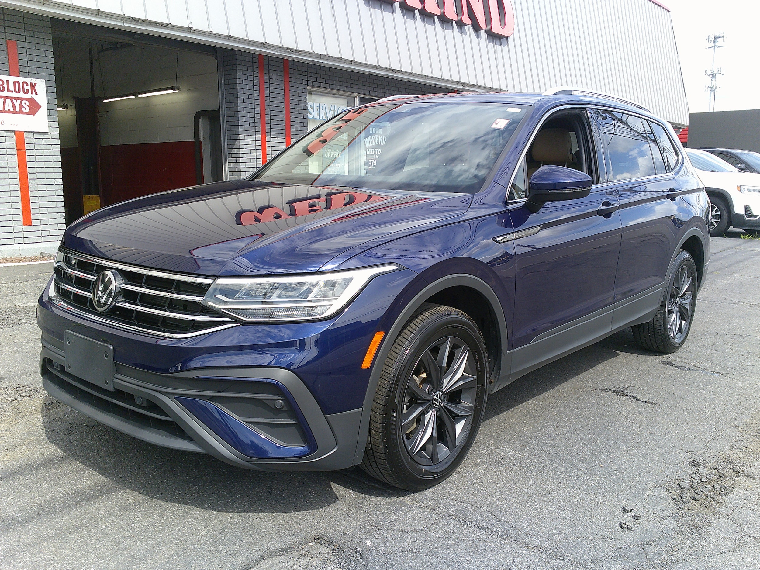 2022 Volkswagen Tiguan SE