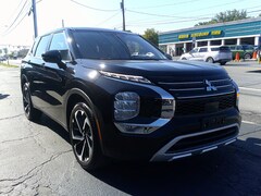 2024 Mitsubishi Outlander SE SUV