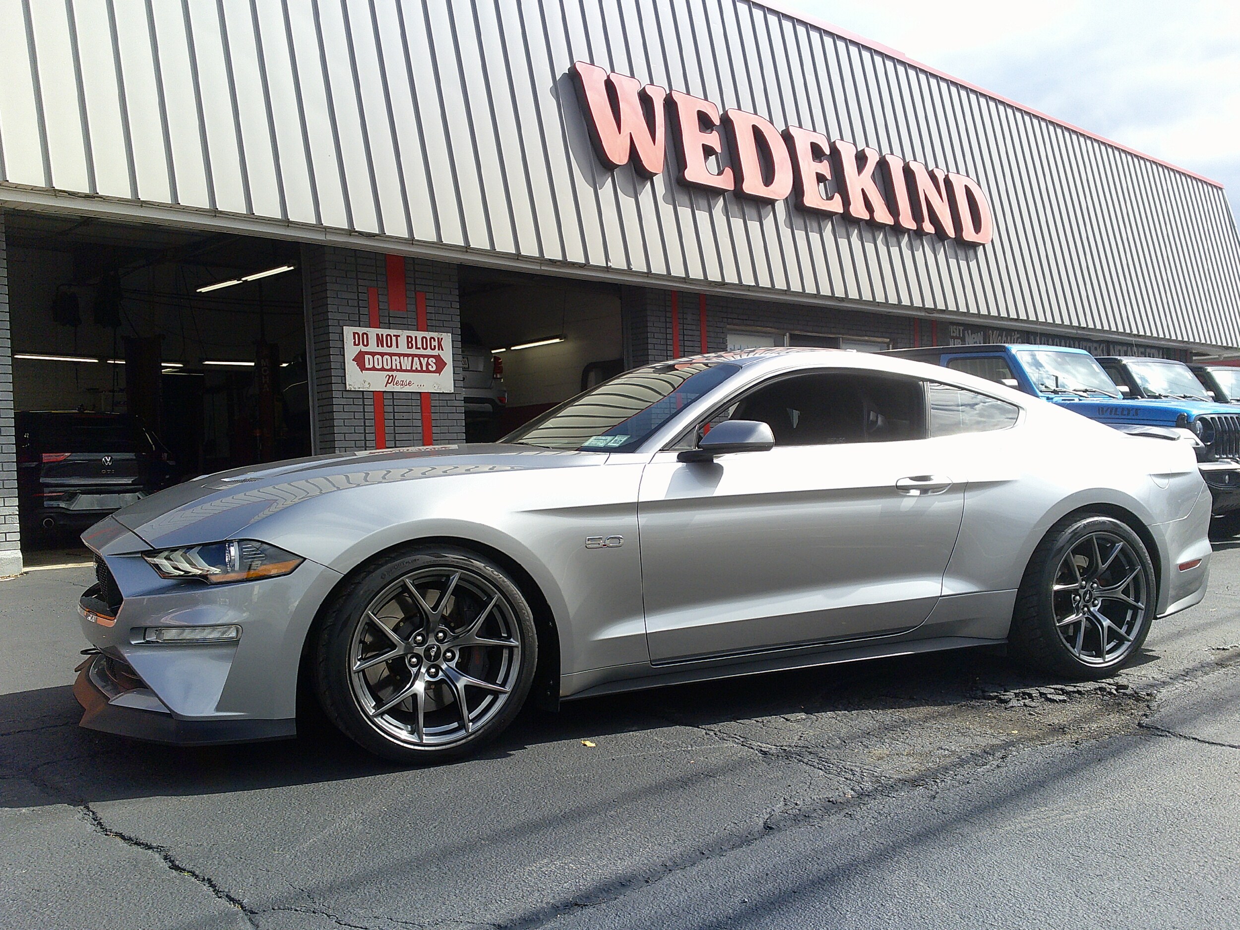 2020 Ford Mustang GT photo 2