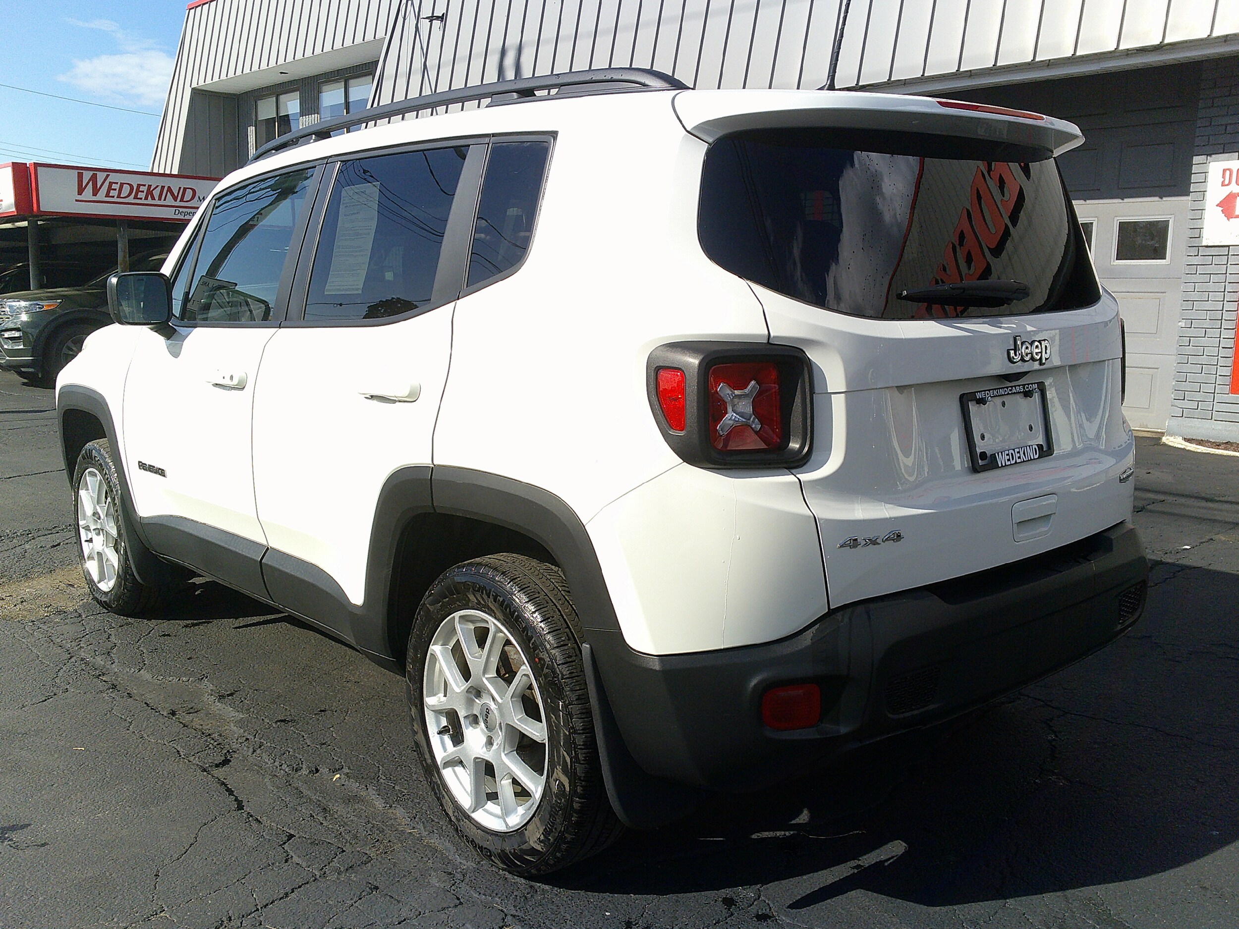 2022 Jeep Renegade Latitude photo 4