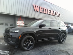 2024 Jeep Grand Cherokee Laredo SUV