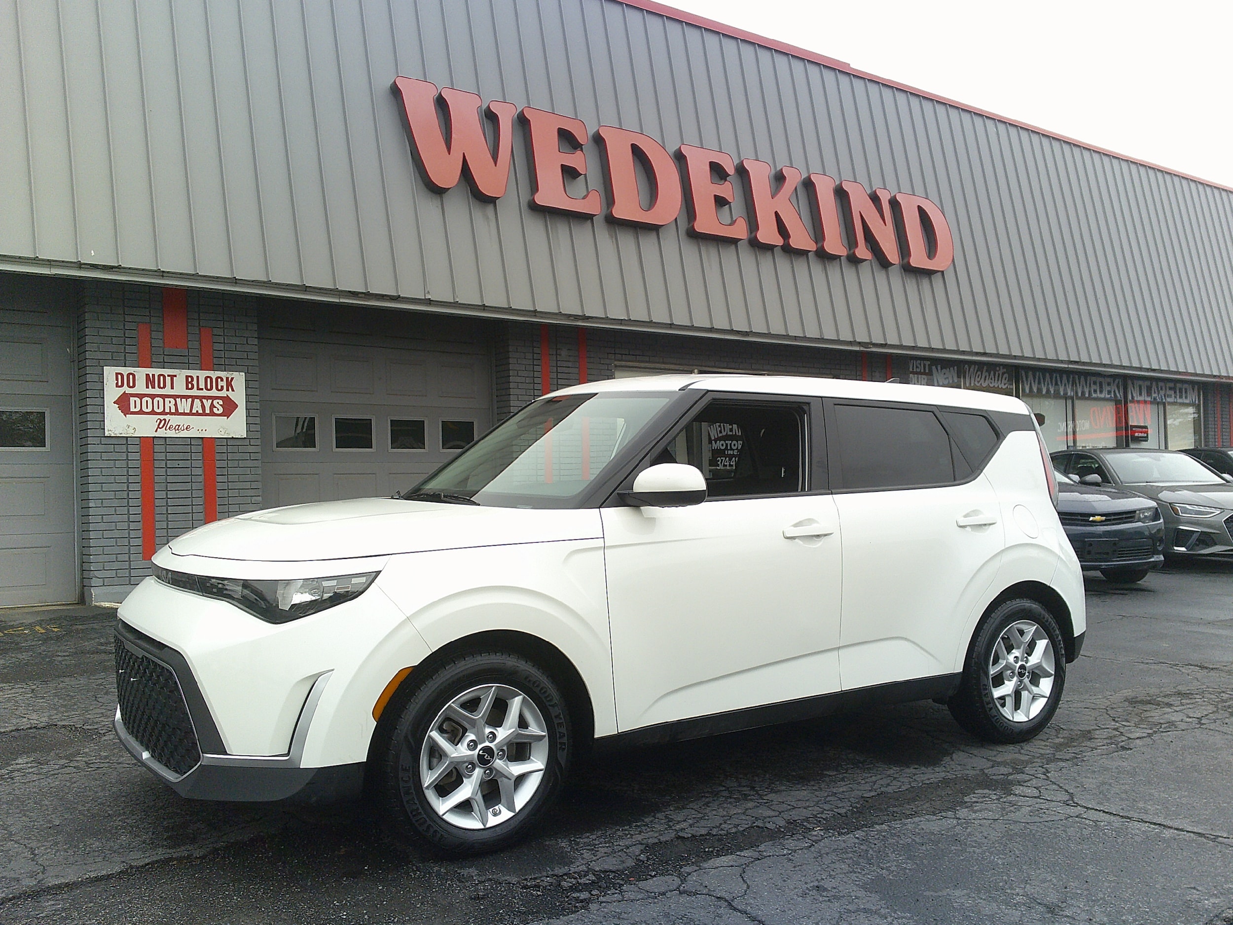 2023 Kia Soul 2.0L LX IVT's photo