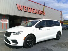 2024 Chrysler Pacifica Plug-In Hybrid