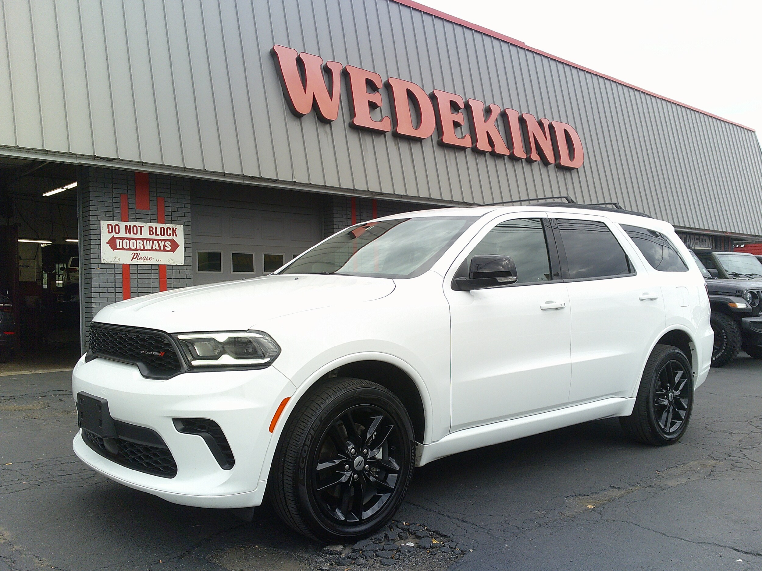 2024 Dodge Durango GT Plus photo 2