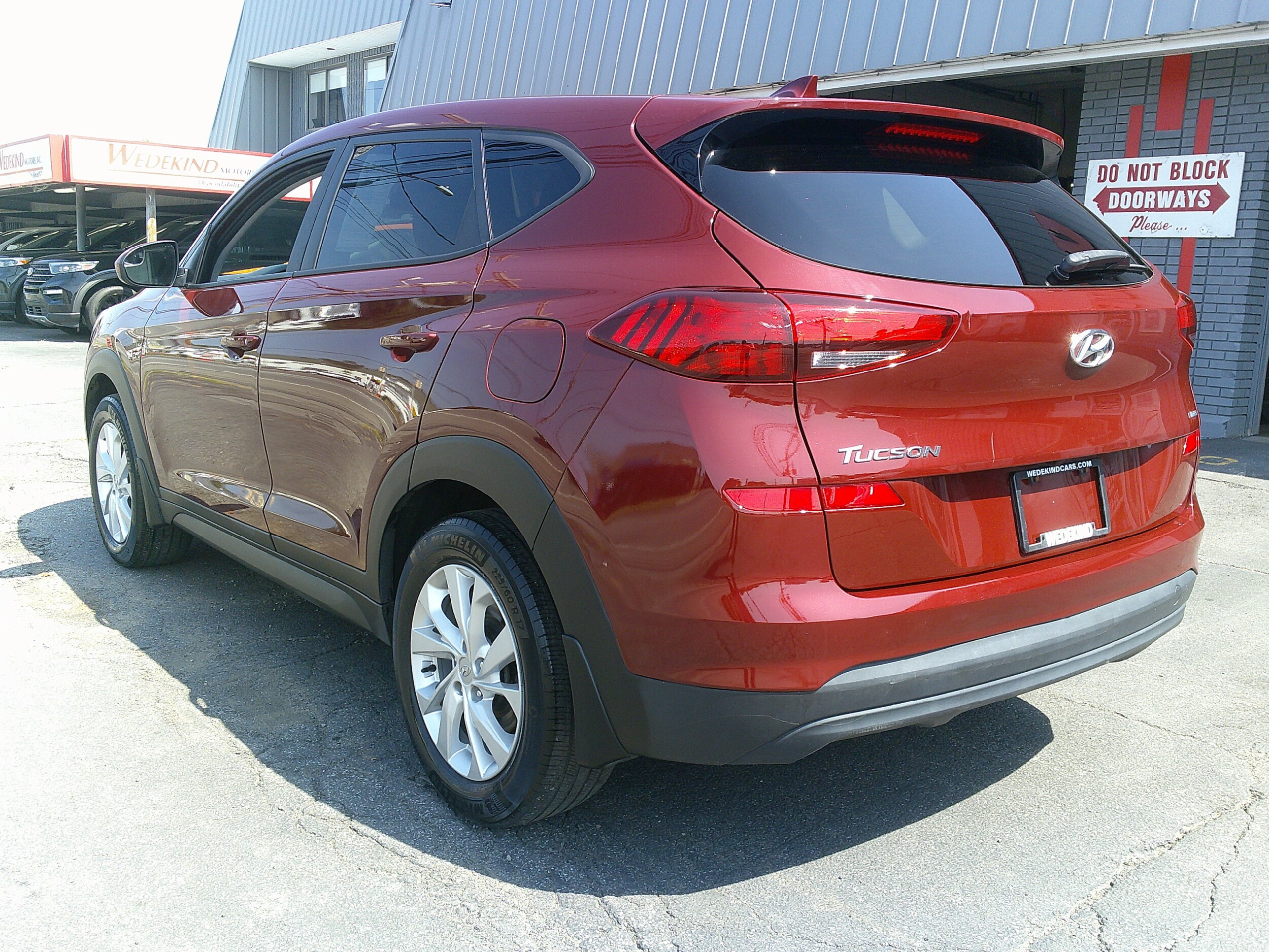 2020 Hyundai Tucson SE photo 2