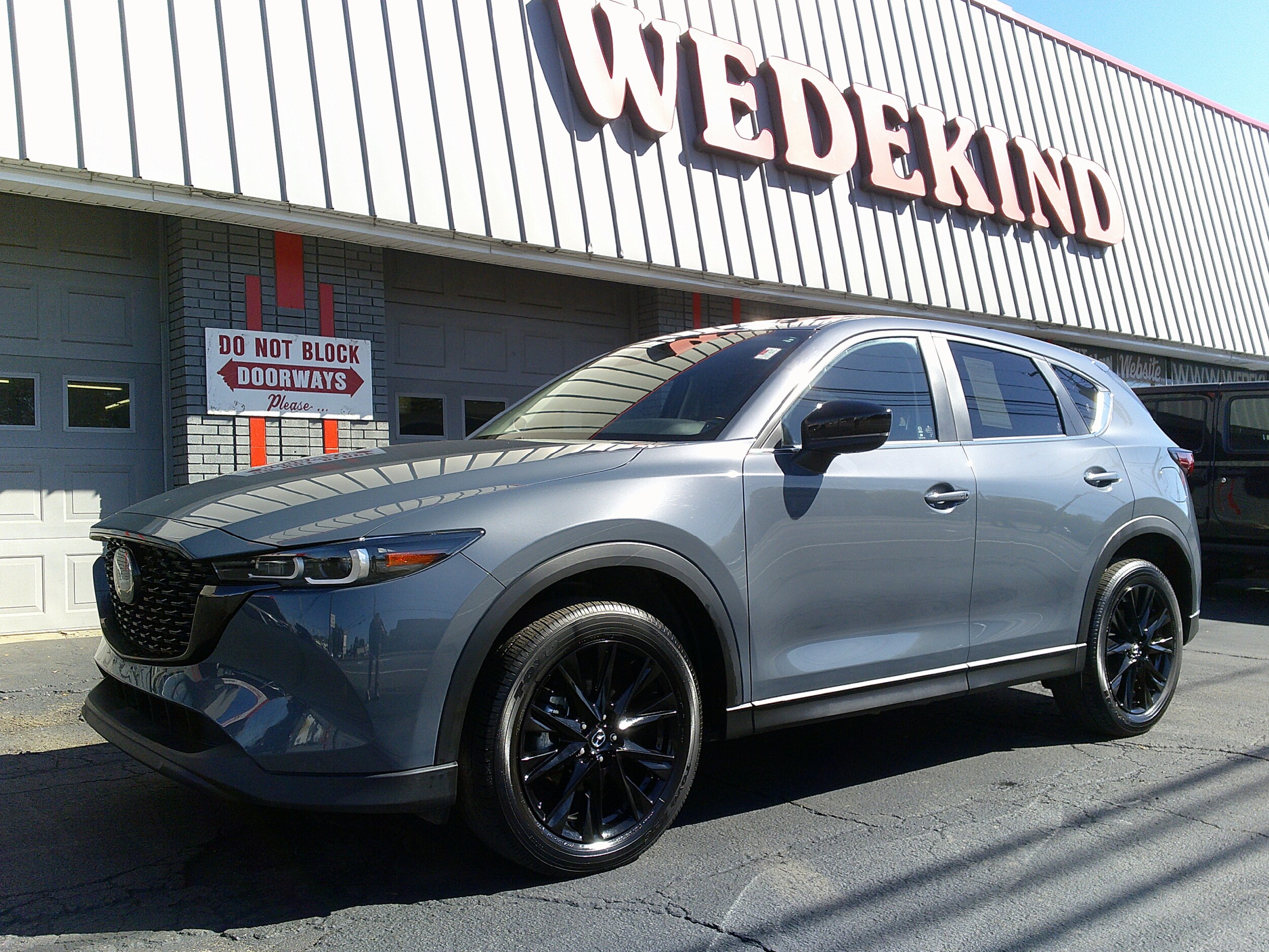 2025 Mazda CX-5 2.5 S Carbon photo 2