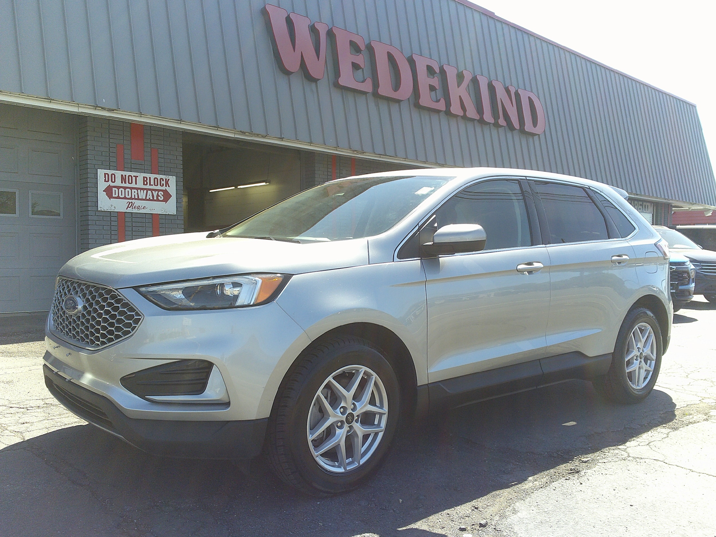2024 Ford Edge's photo