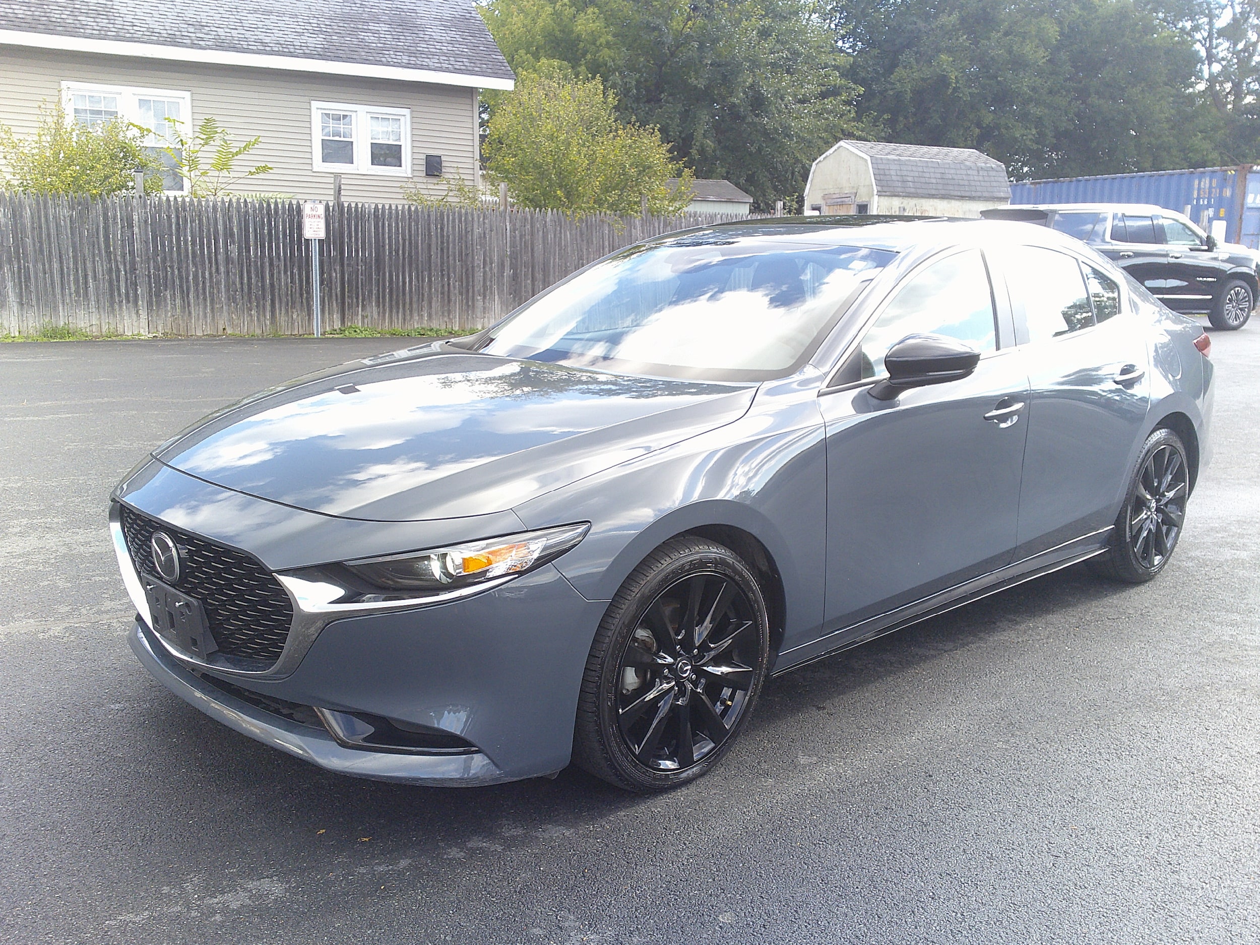 2024 Mazda Mazda3 Carbon Edition