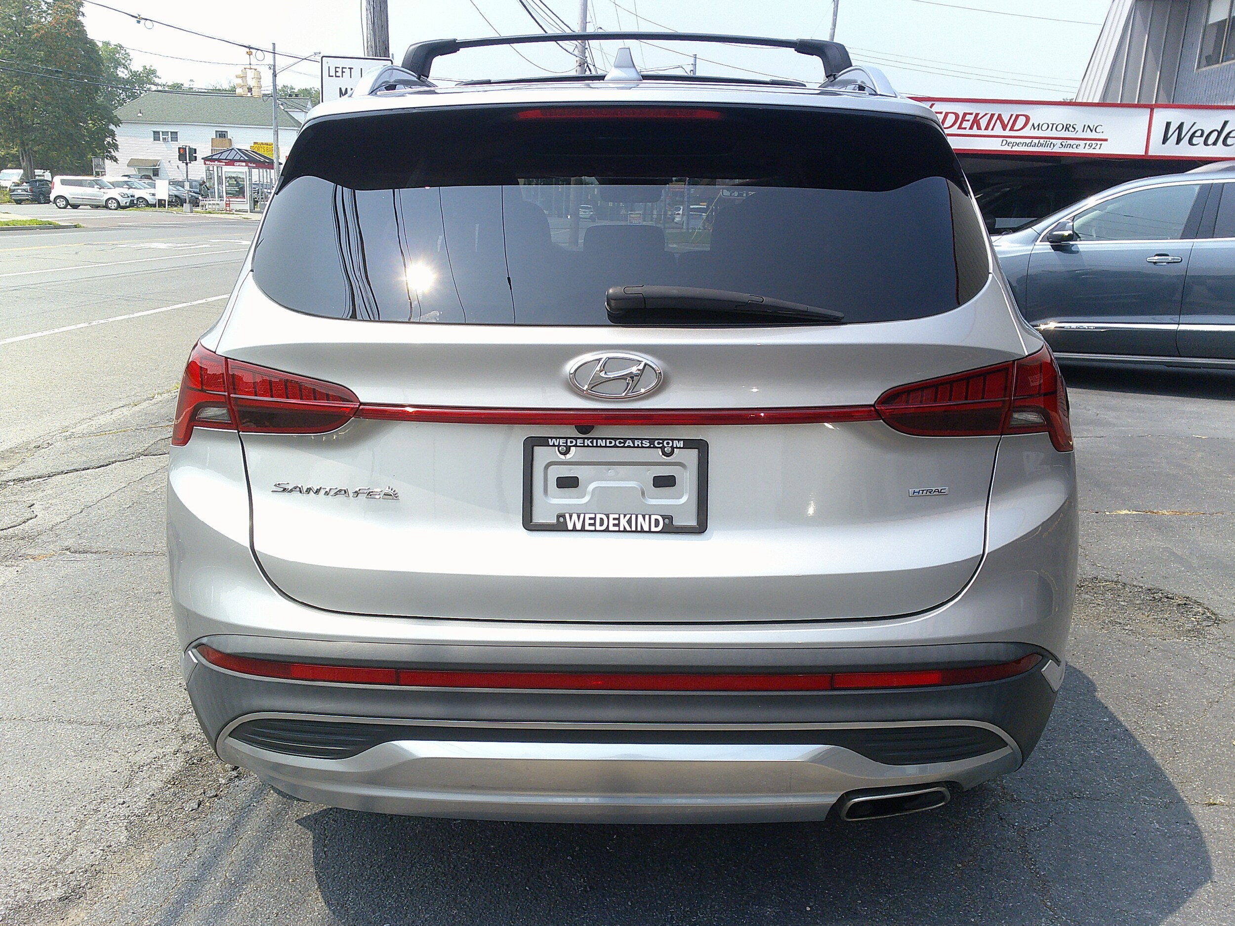 2022 Hyundai Santa Fe SEL Premium photo 4