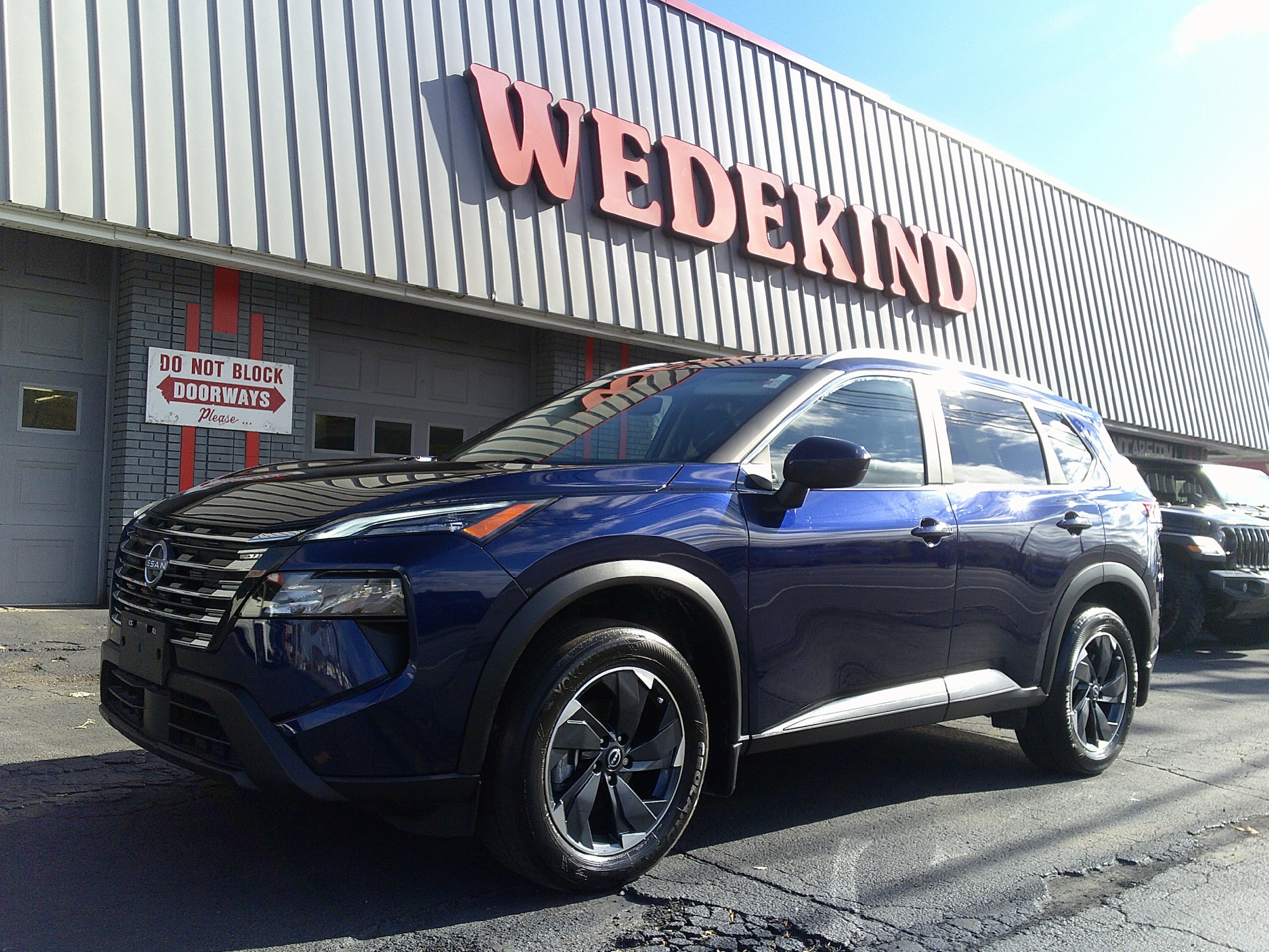 2024 Nissan Rogue SV