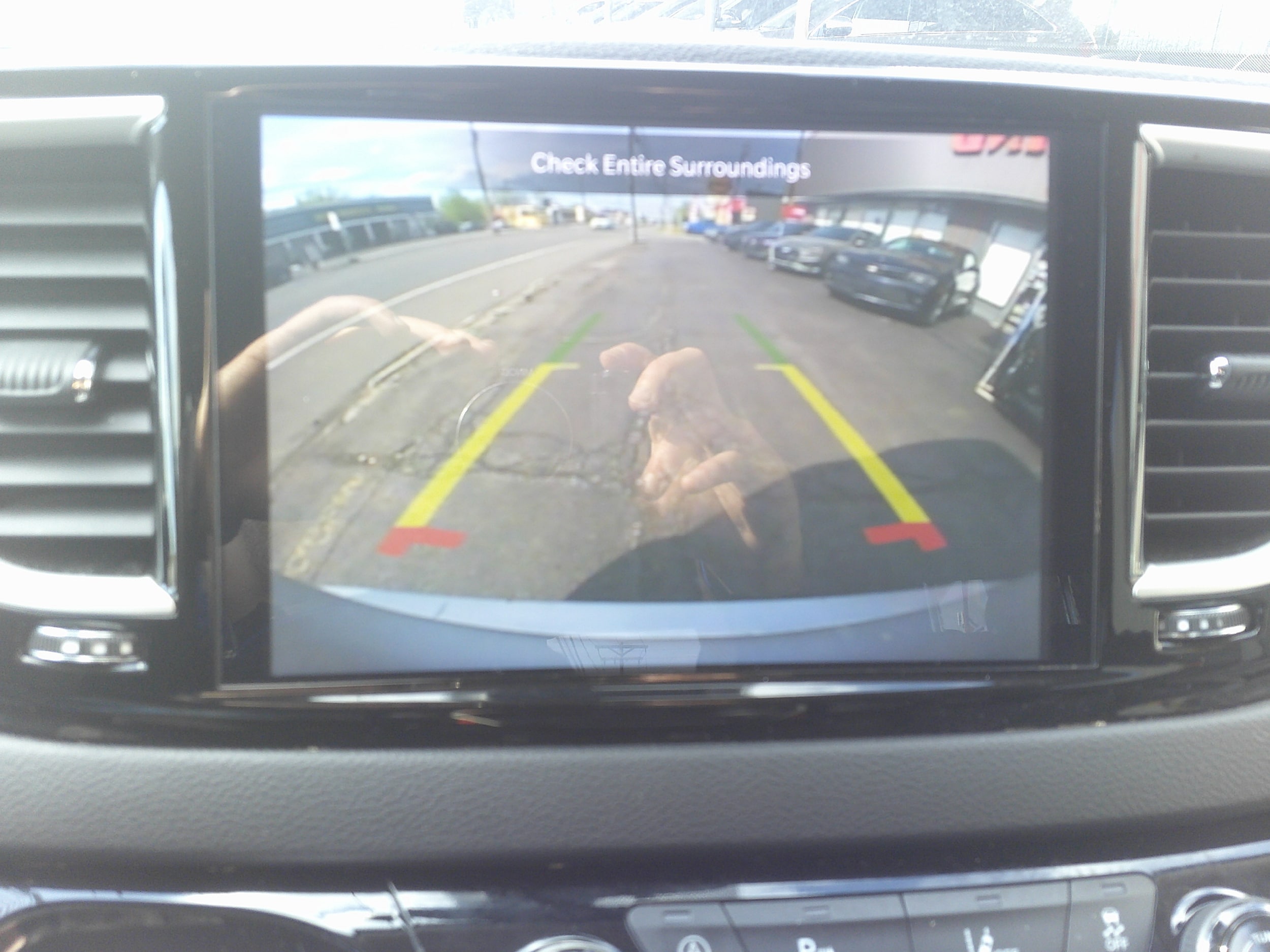 2024 Chrysler Pacifica Touring L - Photo 22