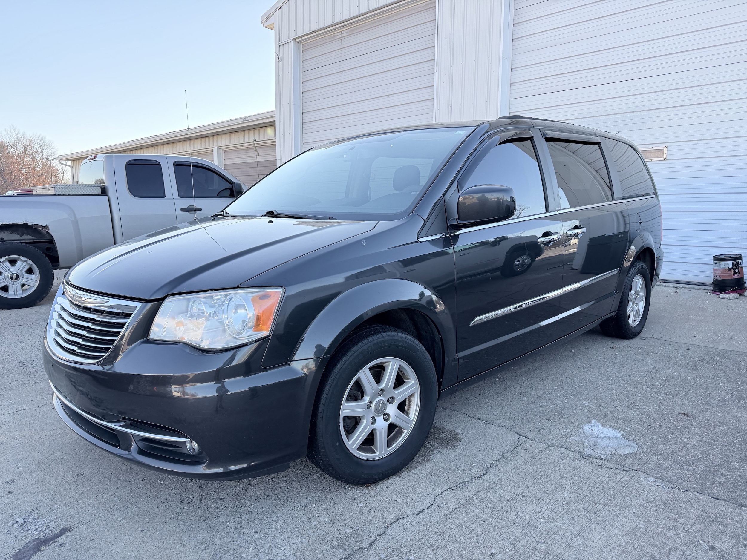 2012 Chrysler Town & Country Touring
