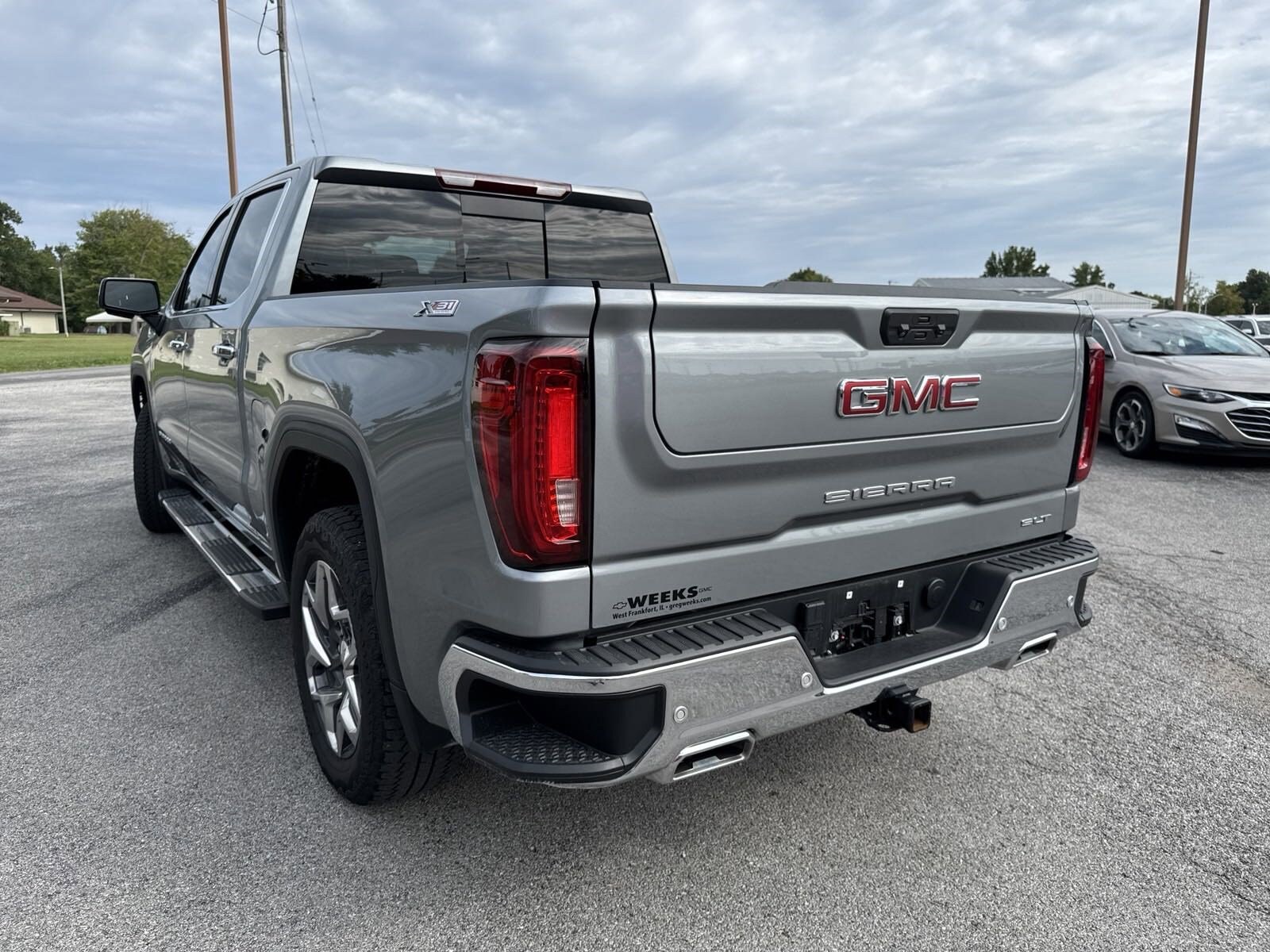 Used 2023 GMC Sierra 1500 SLT with VIN 3GTUUDE8XPG231764 for sale in West Frankfort, IL