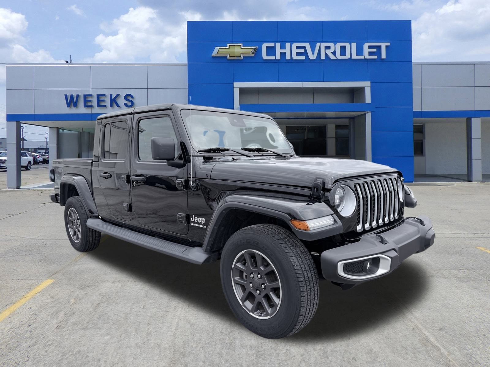 2020 Jeep Gladiator Overland's photo