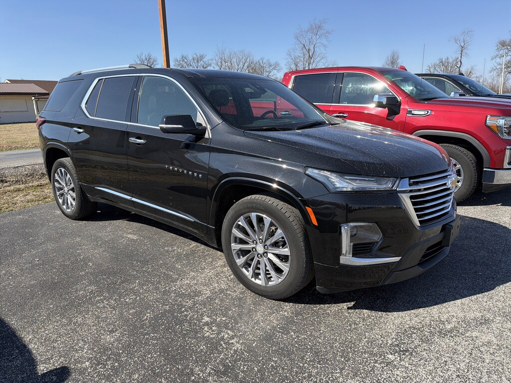 Used 2023 Chevrolet Traverse Premier SUV