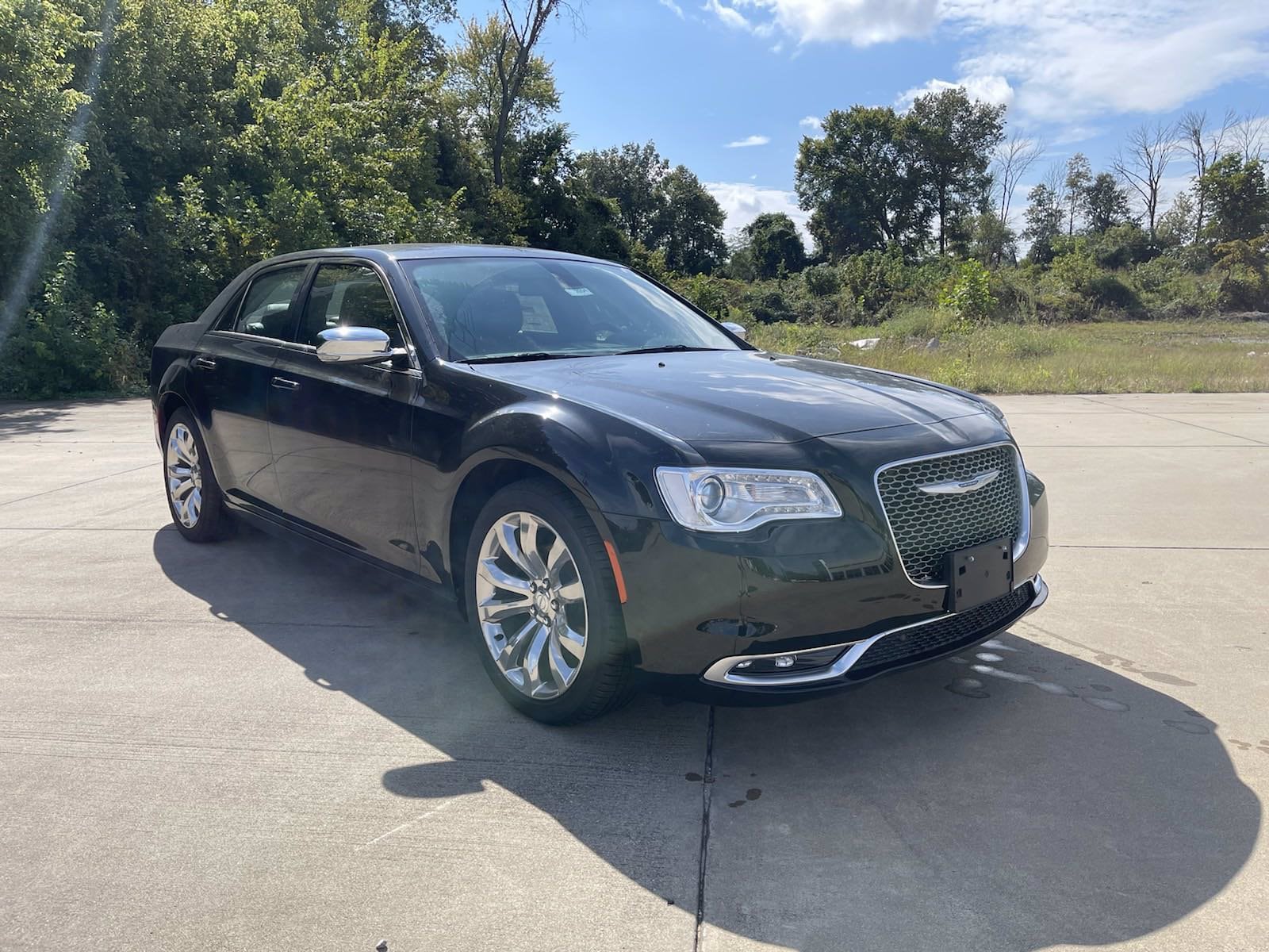 Used 2021 Chrysler 300 Touring with VIN 2C3CCAAG7MH558388 for sale in West Frankfort, IL