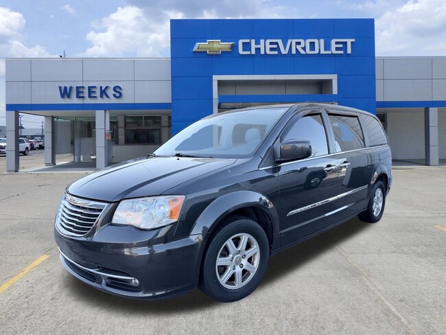 2012 Chrysler Town & Country Touring Van LWB Passenger Van