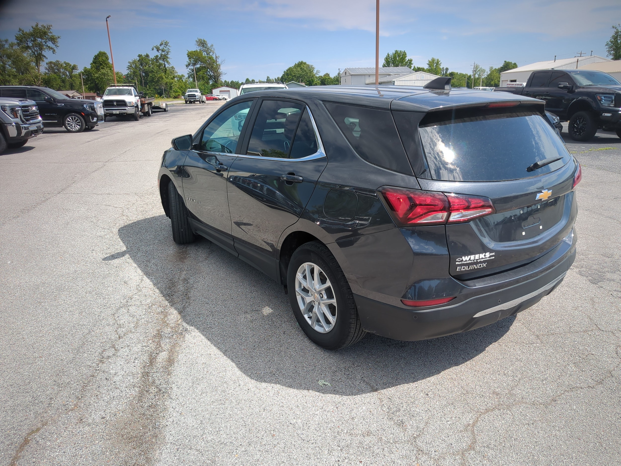 2023 Chevrolet Equinox LT - Photo 5