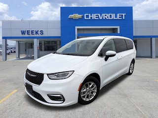 2023 Chrysler Pacifica Touring L Van Passenger Van