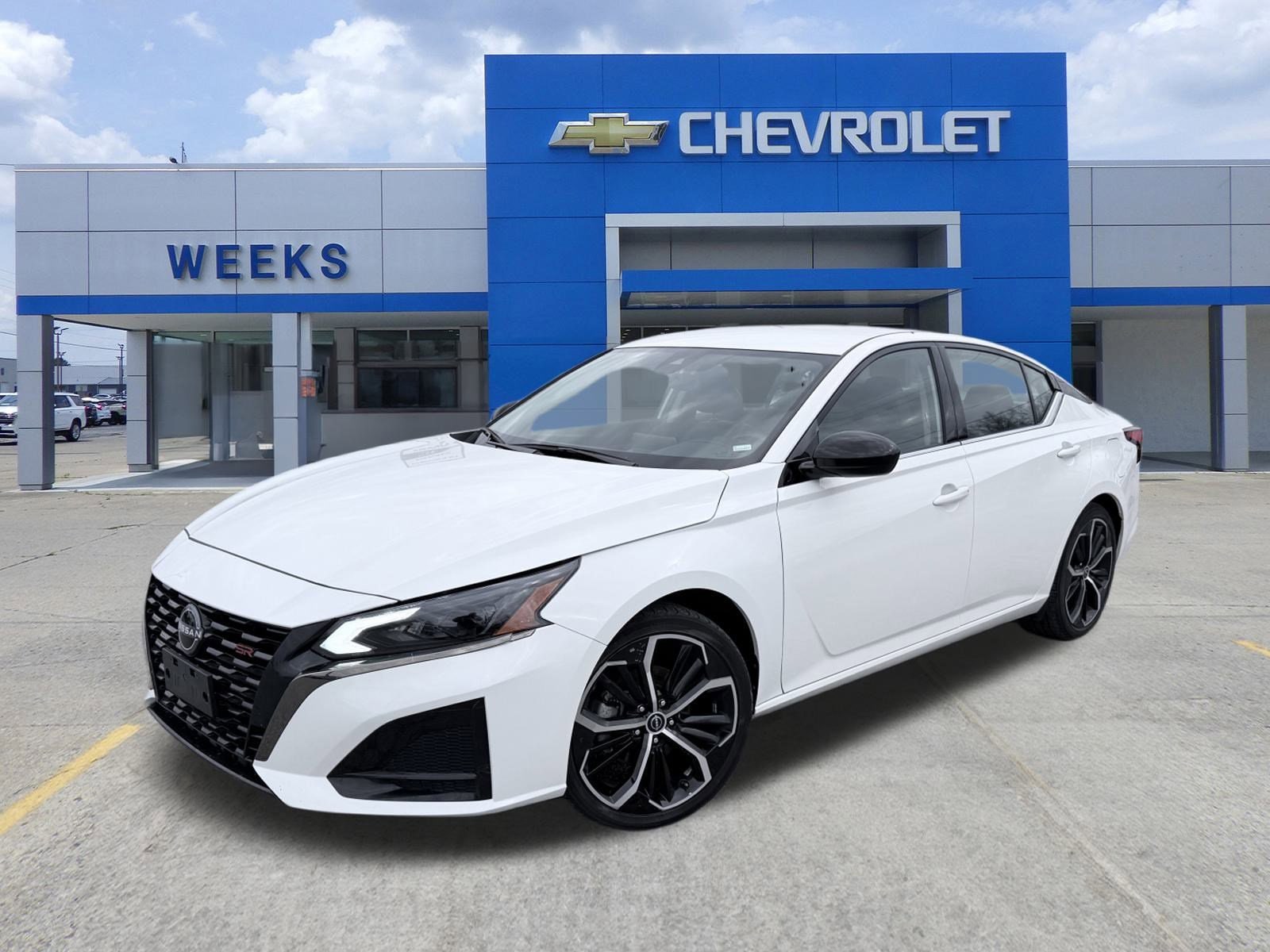 2024 Nissan Altima SR's photo