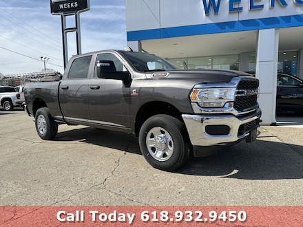 2024 Ram 2500 TRADESMAN CREW CAB 4X4 6'4 BOX Pickup