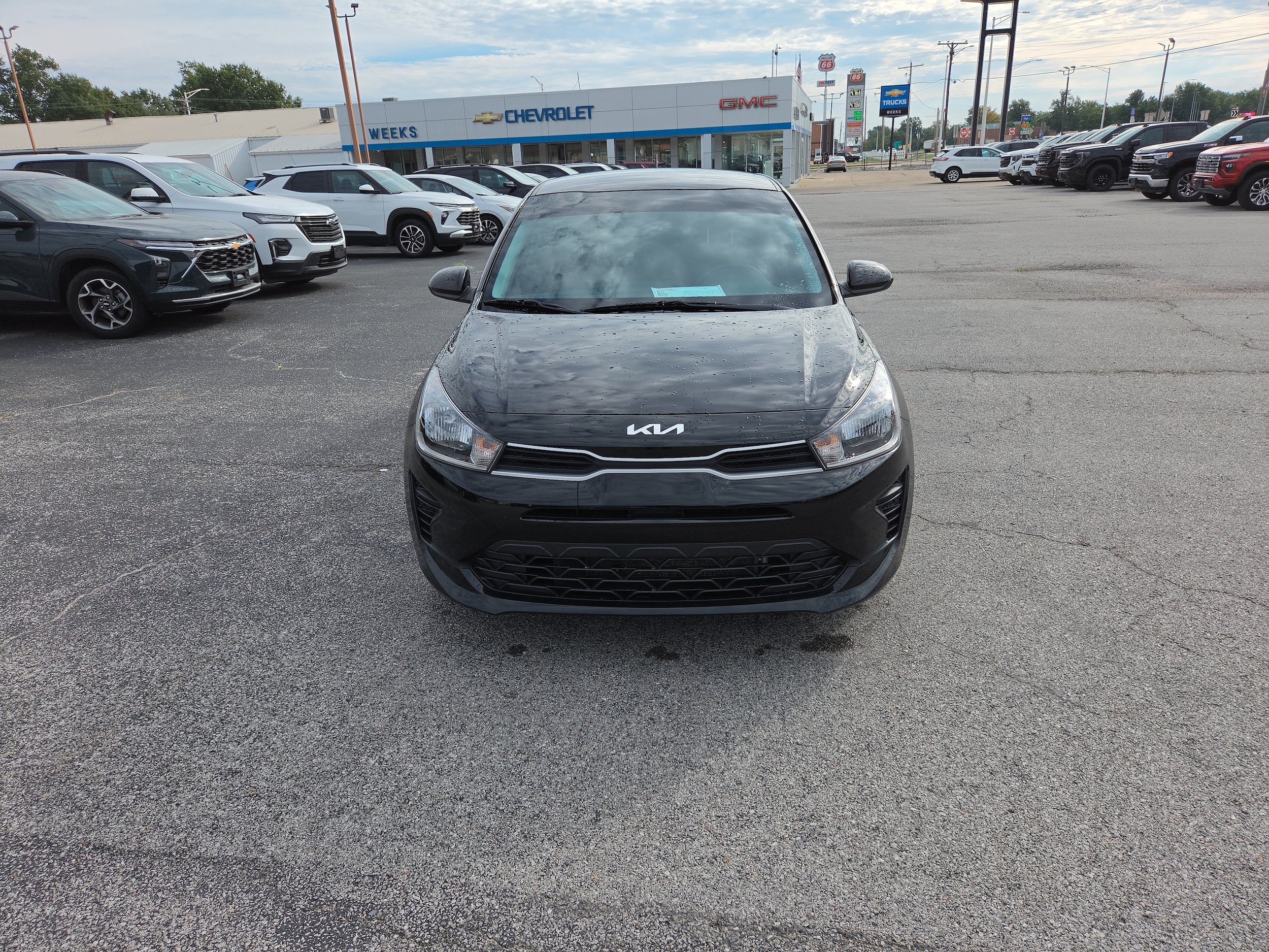 Used 2023 Kia Rio S with VIN 3KPA24AD6PE568035 for sale in West Frankfort, IL