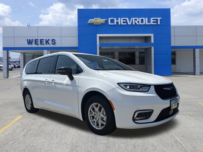 2025 Chrysler Pacifica Select Van Passenger Van